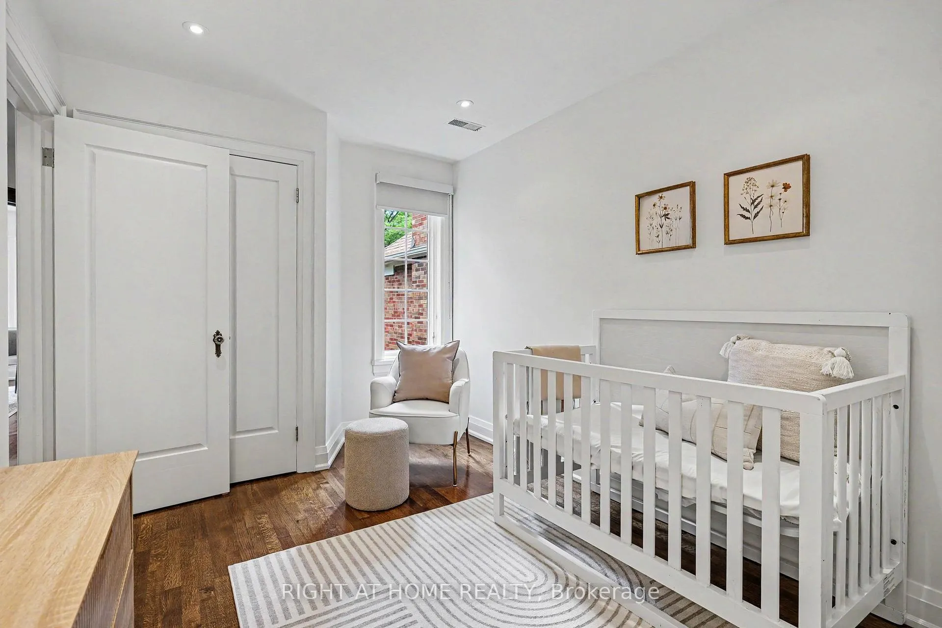 Photo 31 of 504 Roselawn Avenue, Toronto, Lawrence Park South — HOMEH