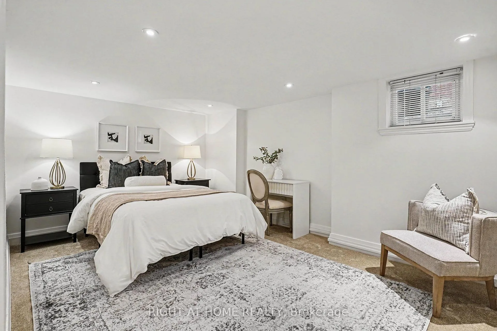 Photo 33 of 504 Roselawn Avenue, Toronto, Lawrence Park South — HOMEH