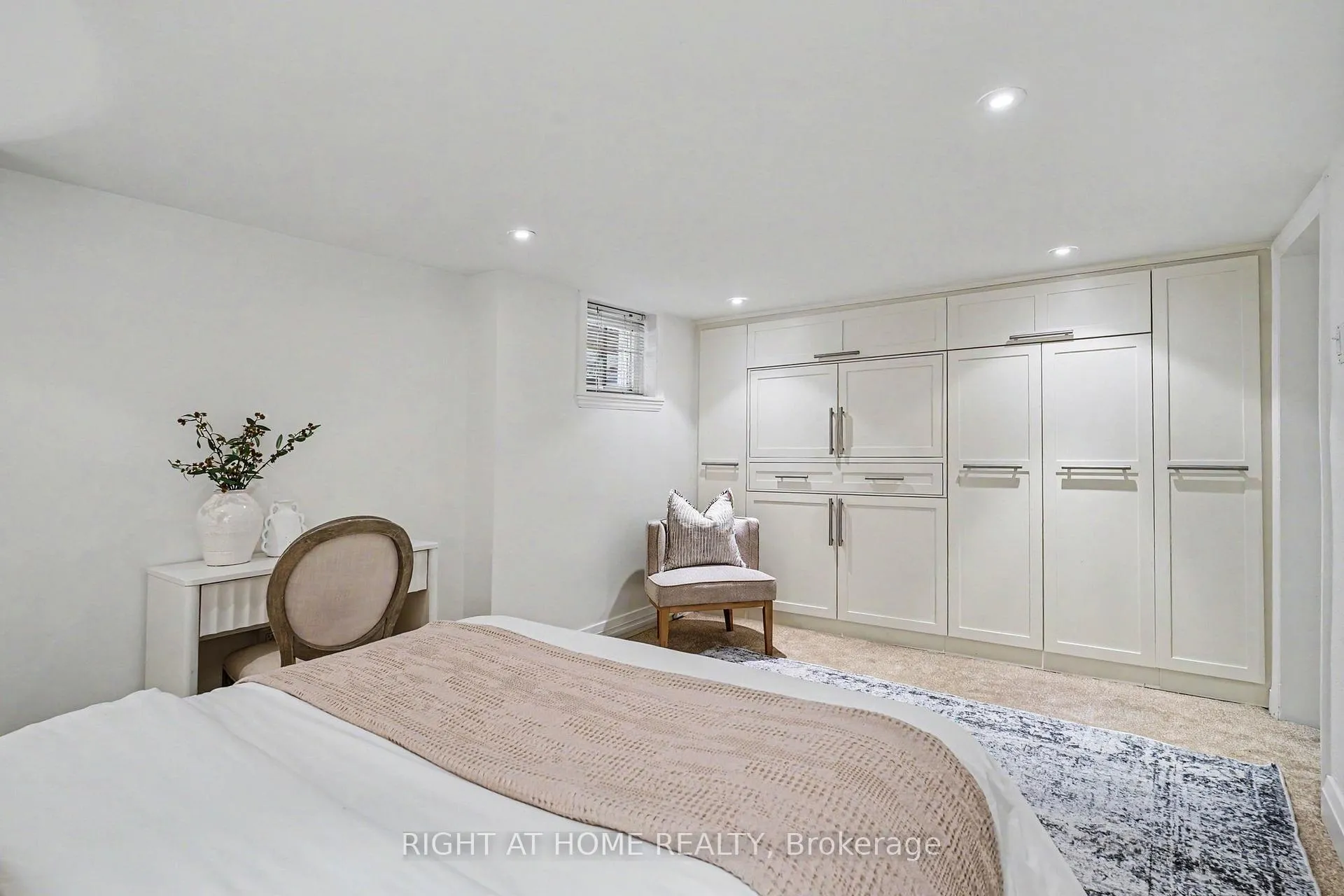 Photo 34 of 504 Roselawn Avenue, Toronto, Lawrence Park South — HOMEH