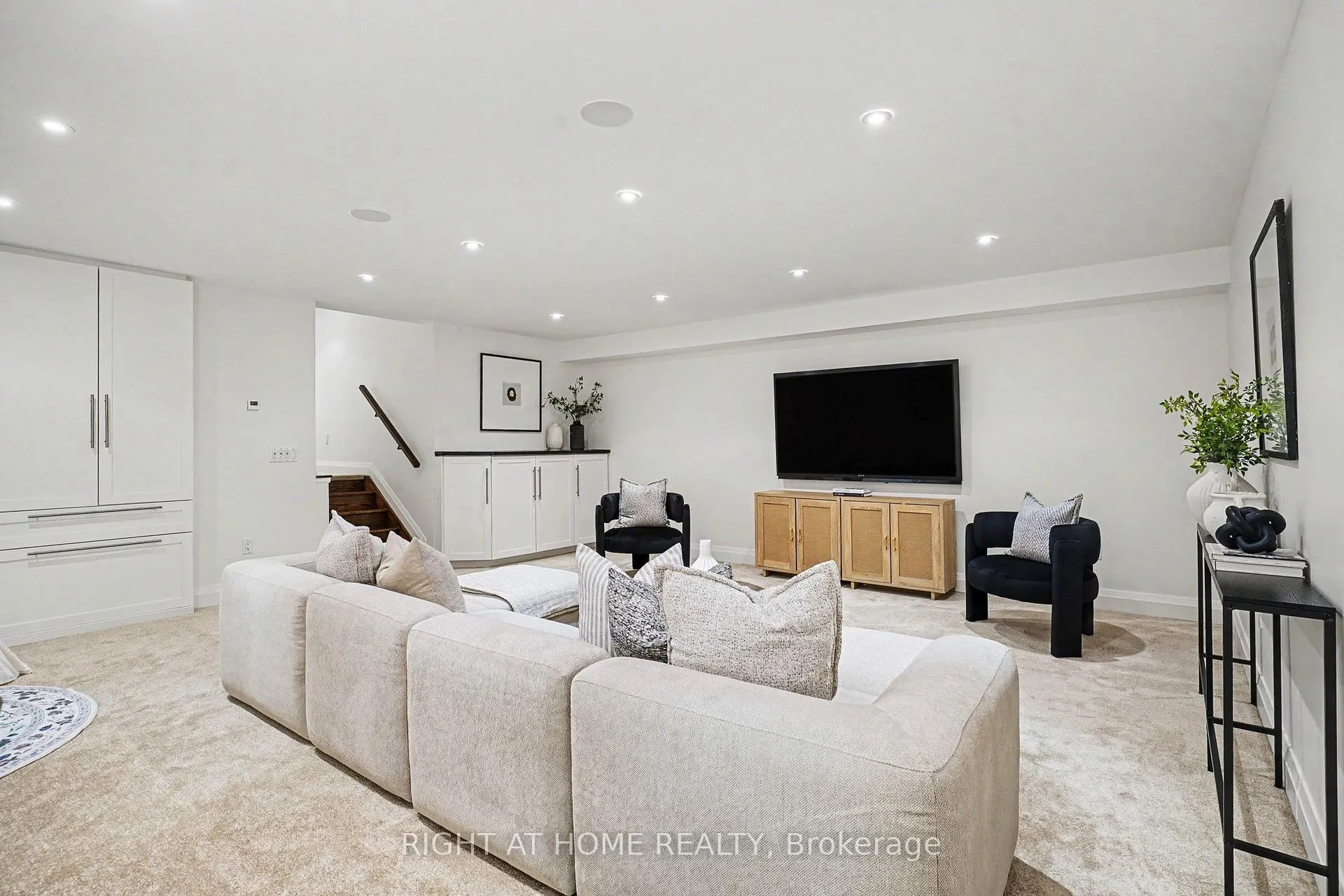 Photo 35 of 504 Roselawn Avenue, Toronto, Lawrence Park South — HOMEH