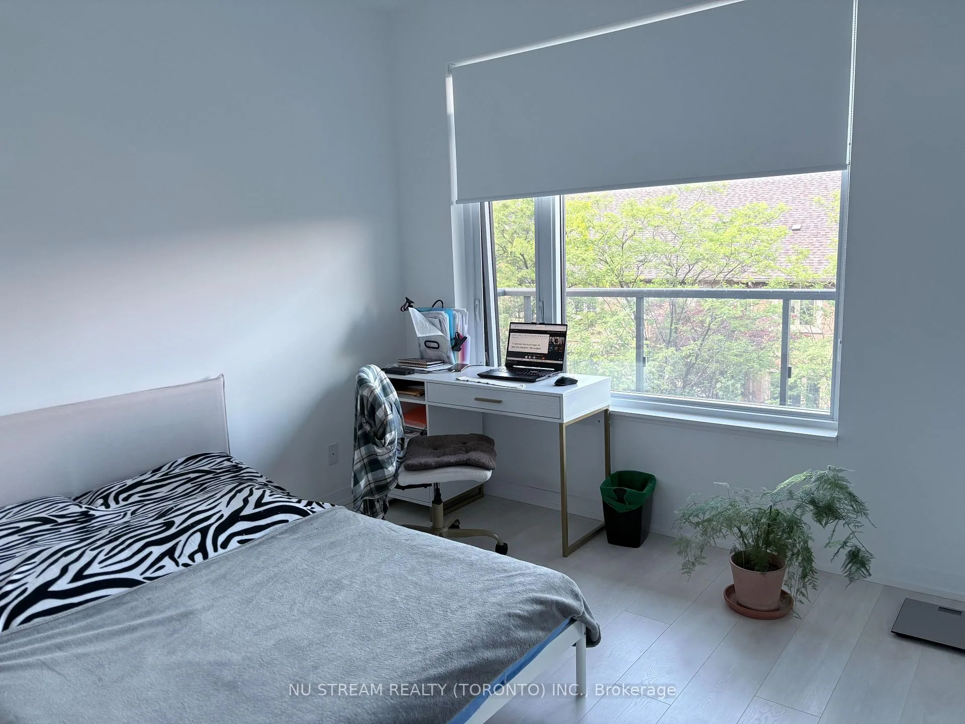 Photo 3 of Unit C313, 8 Beverley Glen Boulevard, Vaughan, Beverley Glen — HOMEH