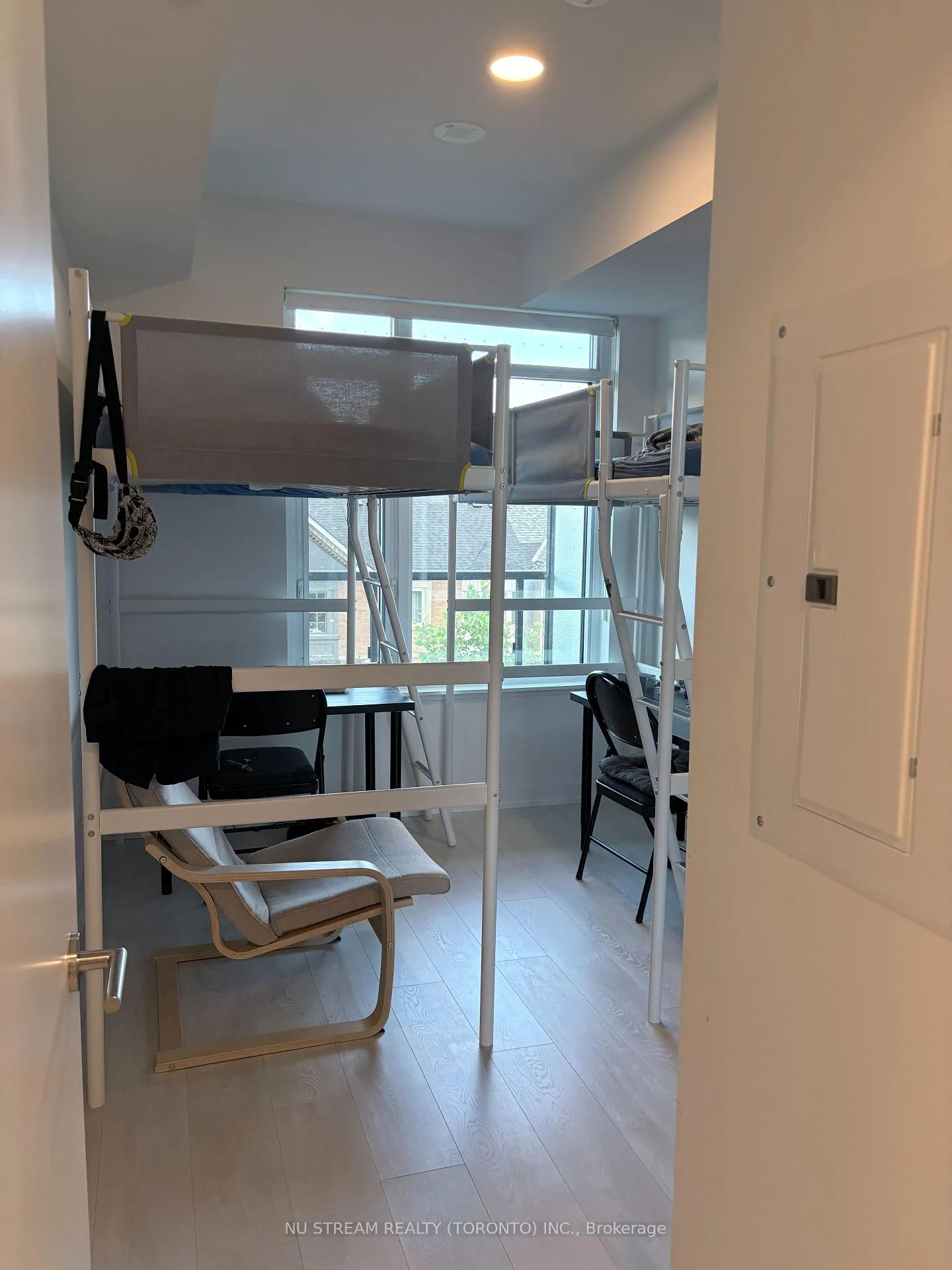 Photo 5 of Unit C313, 8 Beverley Glen Boulevard, Vaughan, Beverley Glen — HOMEH