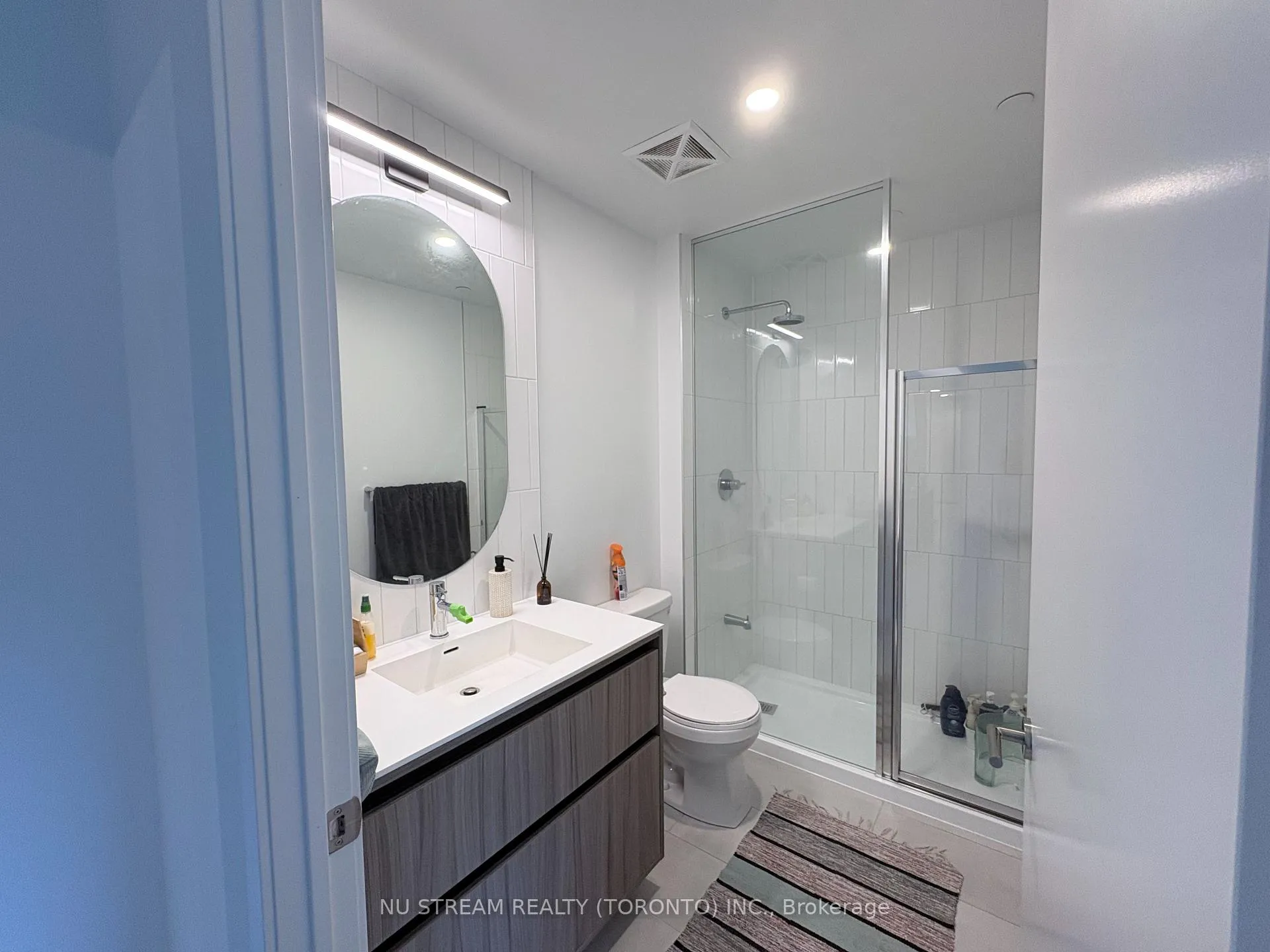 Photo 9 of Unit C313, 8 Beverley Glen Boulevard, Vaughan, Beverley Glen — HOMEH