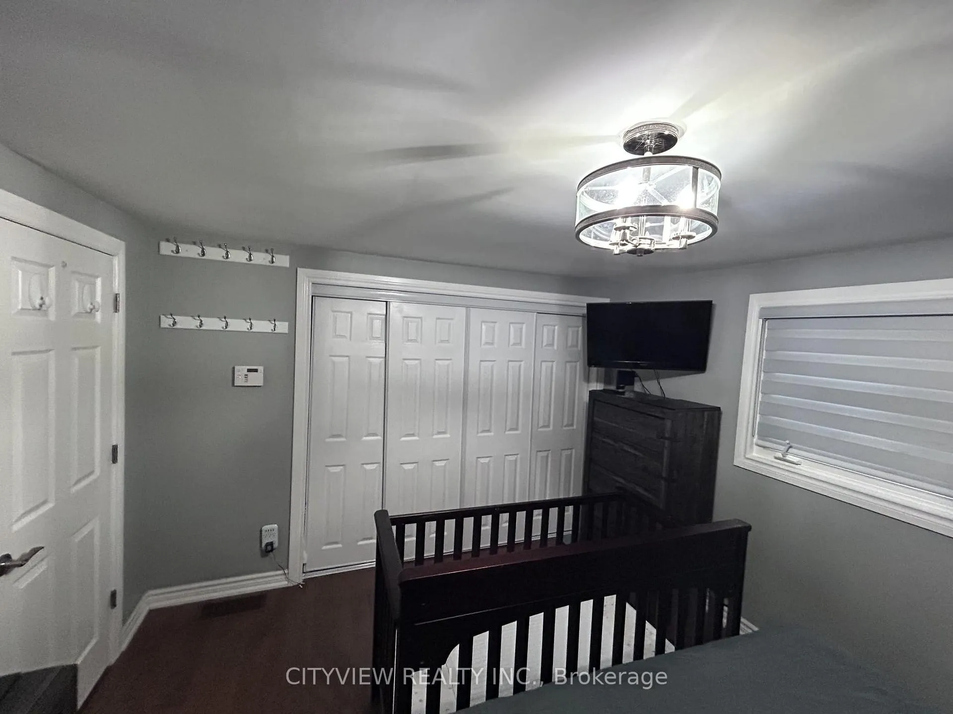 Photo 10 of 7025 Hickling Crescent, Mississauga, Meadowvale — HOMEH