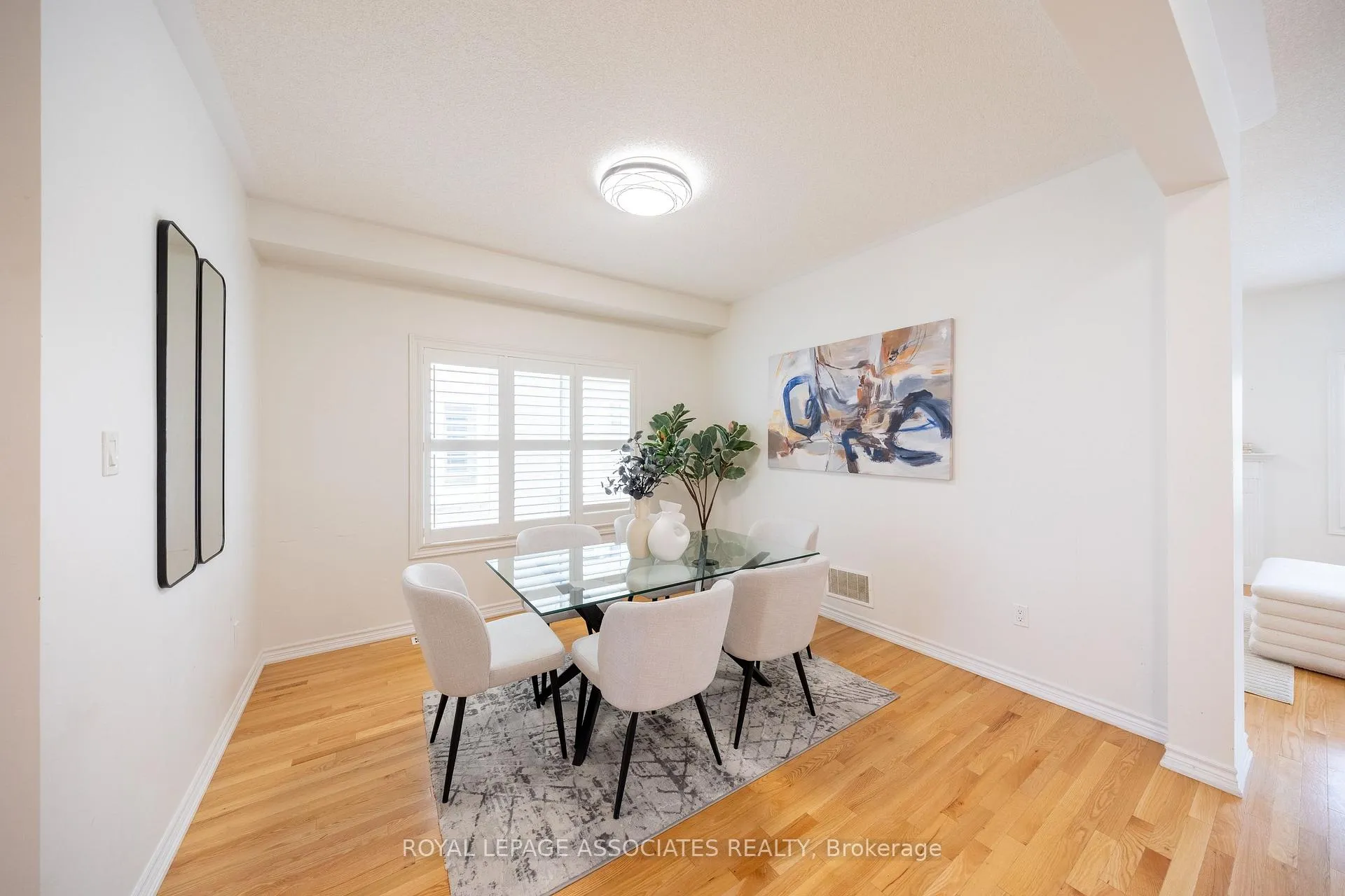 Photo 7 of 80 Thornbush Boulevard, Brampton, Northwest Brampton — HOMEH