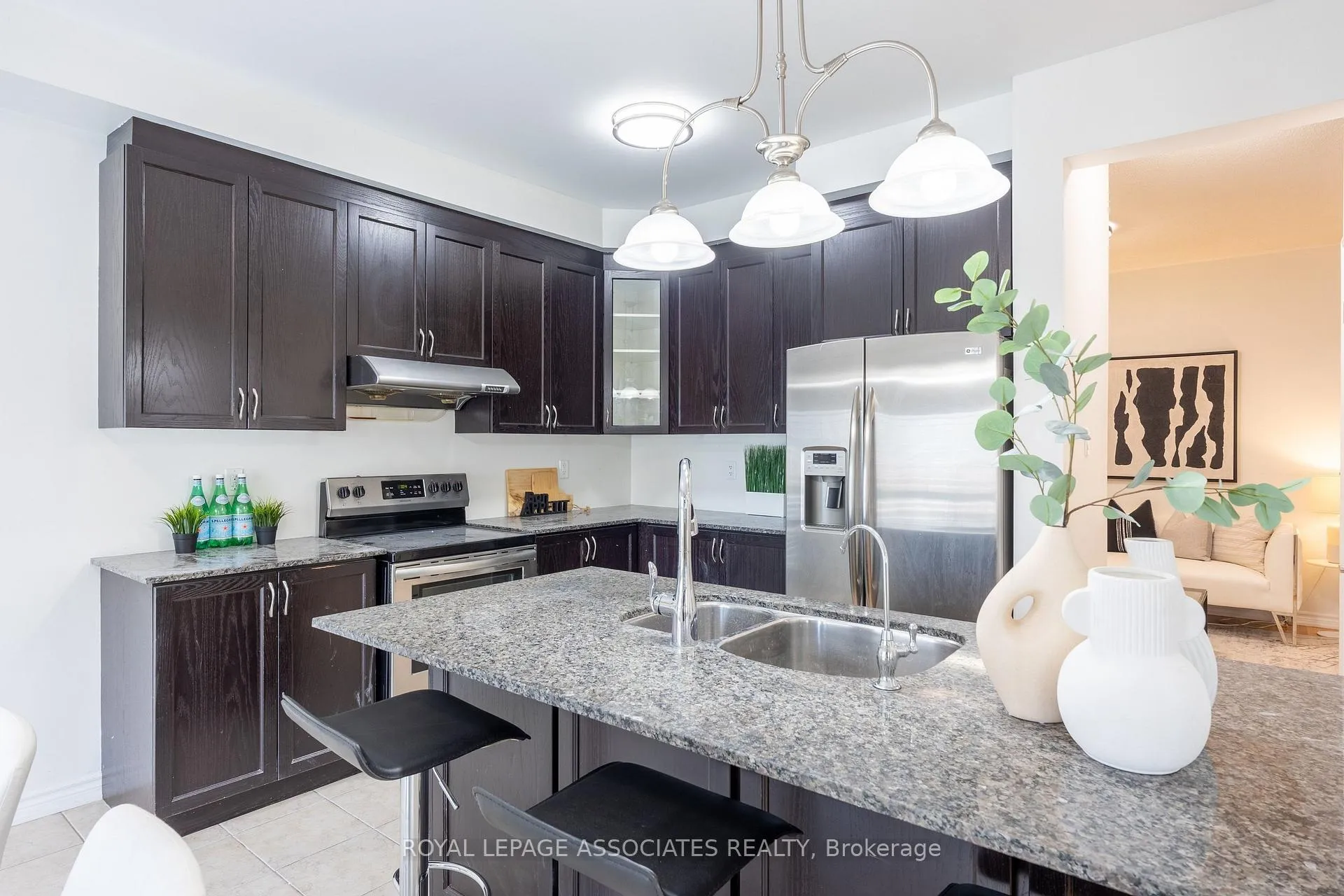 Photo 16 of 80 Thornbush Boulevard, Brampton, Northwest Brampton — HOMEH