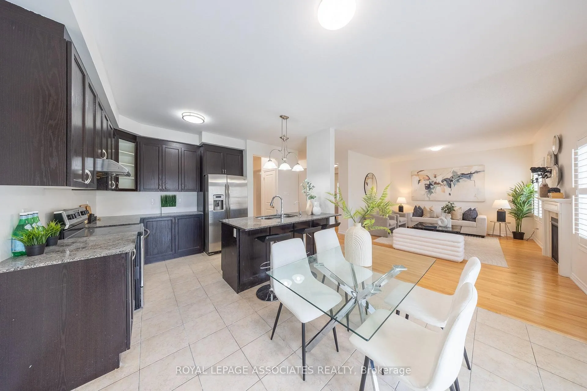 Photo 18 of 80 Thornbush Boulevard, Brampton, Northwest Brampton — HOMEH