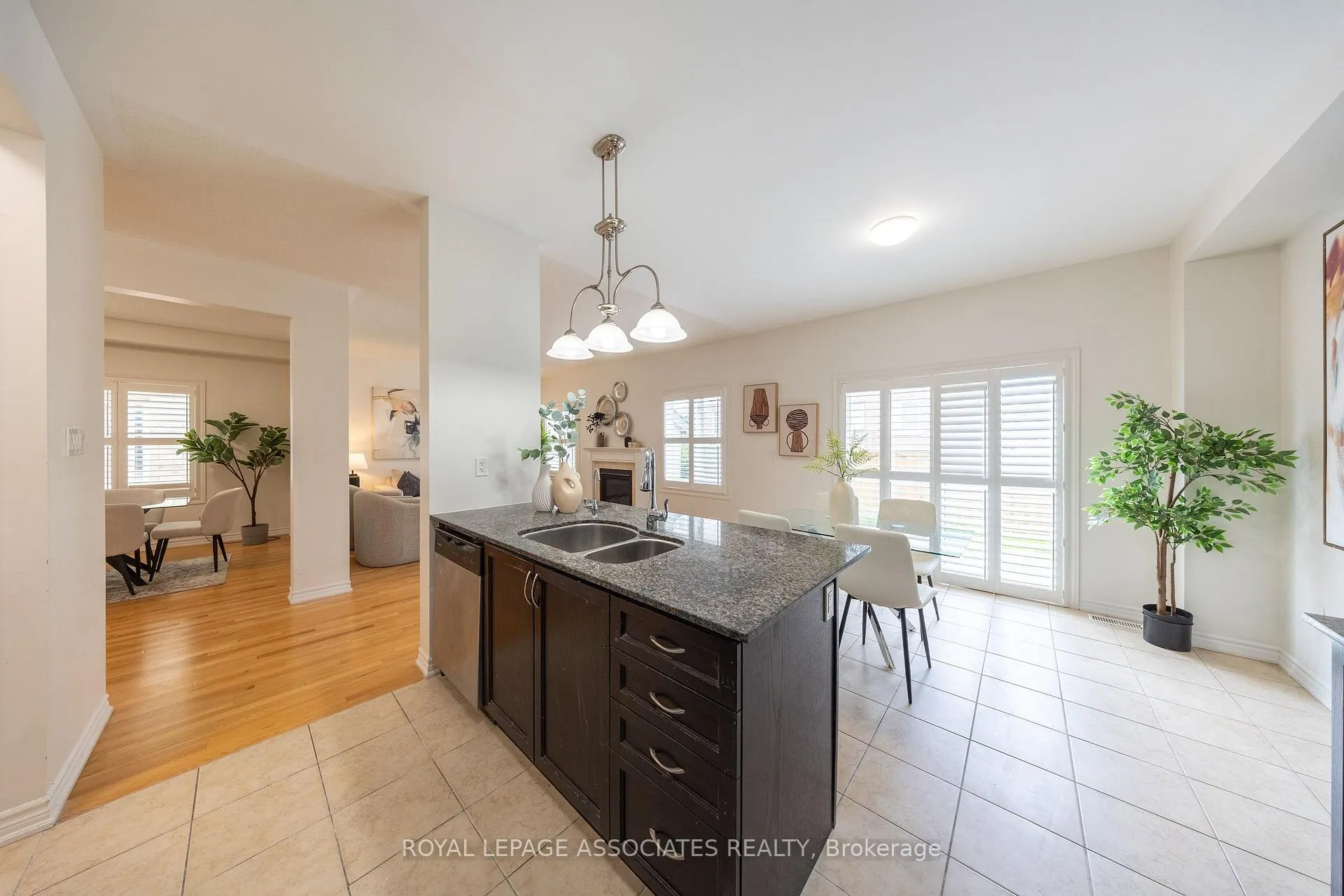 Photo 19 of 80 Thornbush Boulevard, Brampton, Northwest Brampton — HOMEH