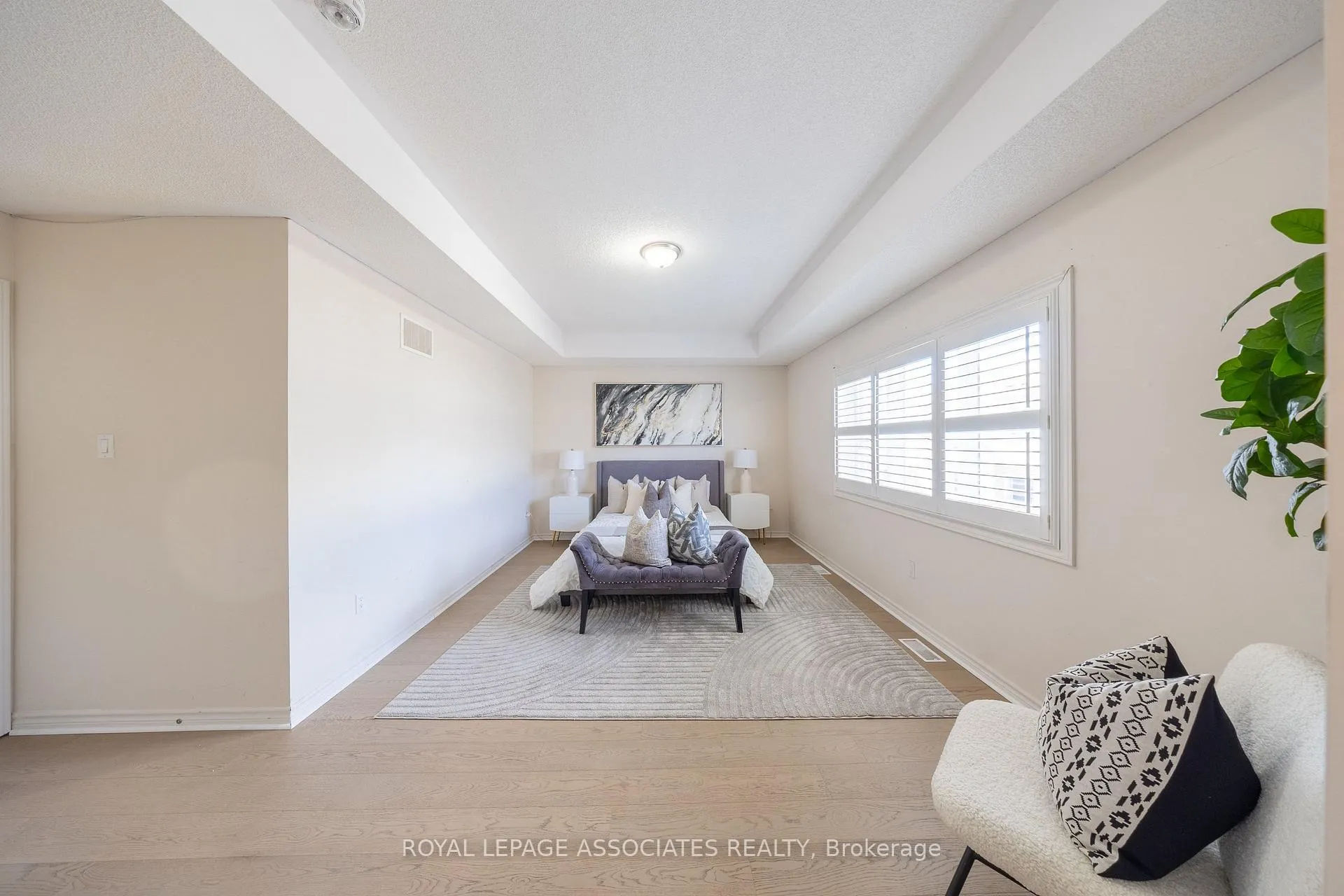 Photo 31 of 80 Thornbush Boulevard, Brampton, Northwest Brampton — HOMEH