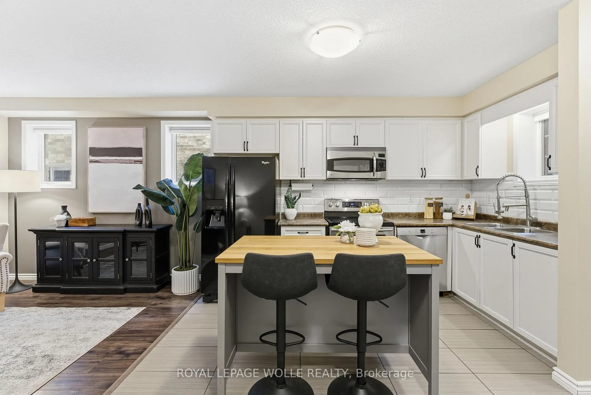 Photo 3 of Unit 14D, 931 Glasgow Street, Kitchener — HOMEH