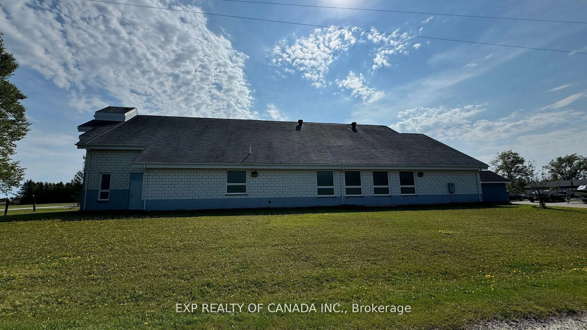 Photo 12 of 2323 Genier Road, Cochrane — HOMEH