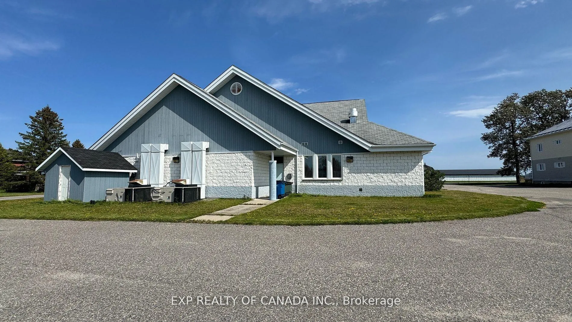 Photo 35 of 2323 Genier Road, Cochrane — HOMEH