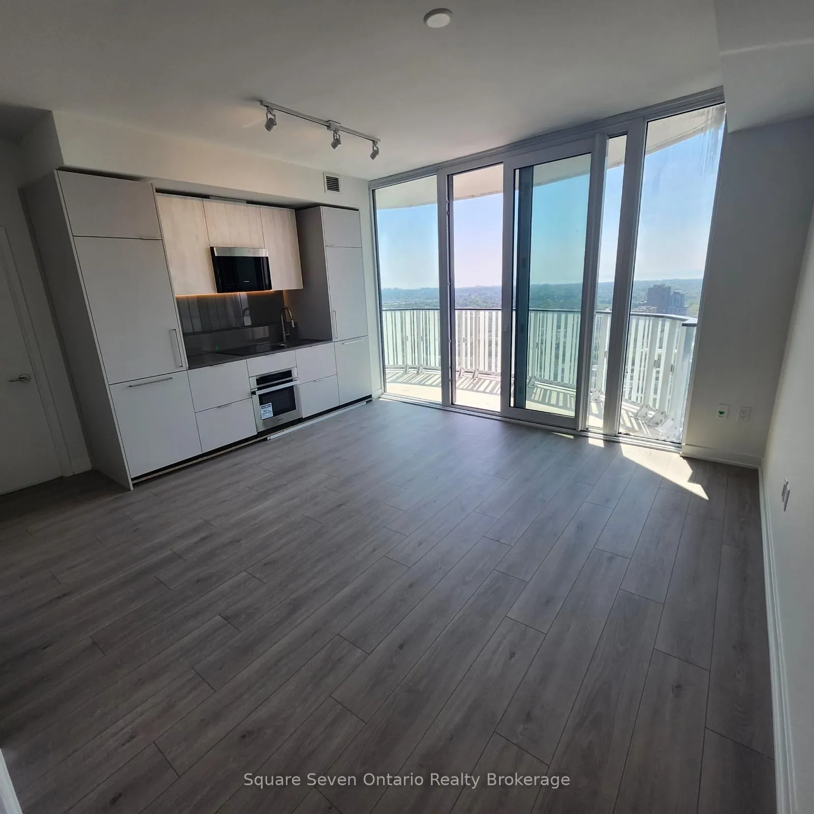 Photo 1 of Unit 3002, 1 Fairview Road, Mississauga, Mississauga Valleys — HOMEH