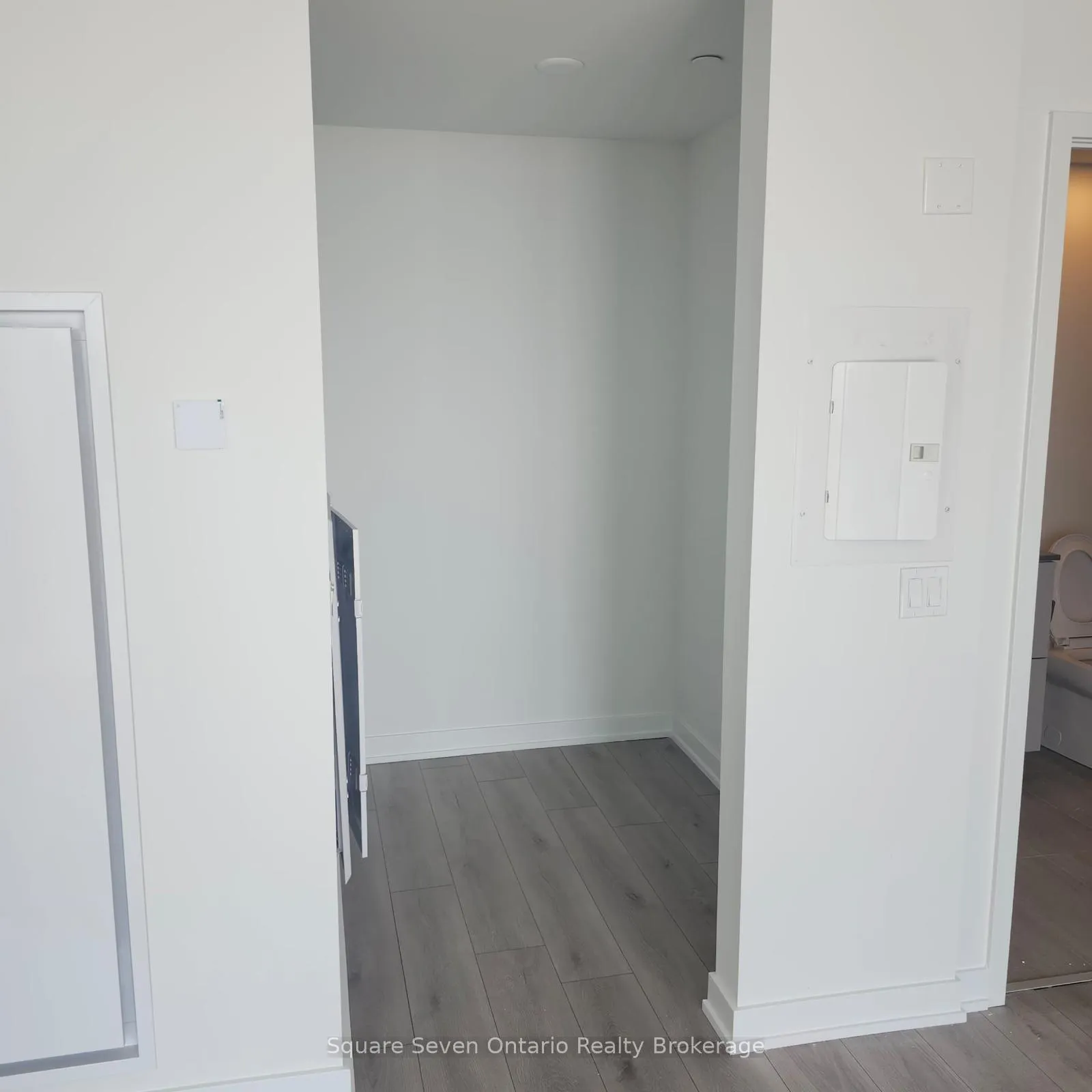 Photo 8 of Unit 3002, 1 Fairview Road, Mississauga, Mississauga Valleys — HOMEH