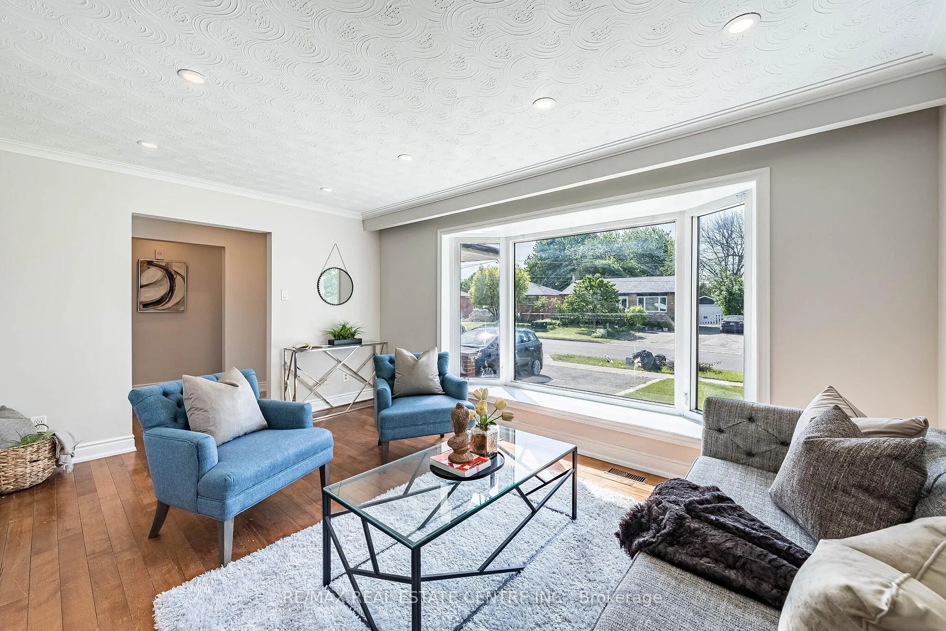 Photo 11 of Unit (Main Floor), 2 Milner Road, Brampton, Brampton East — HOMEH