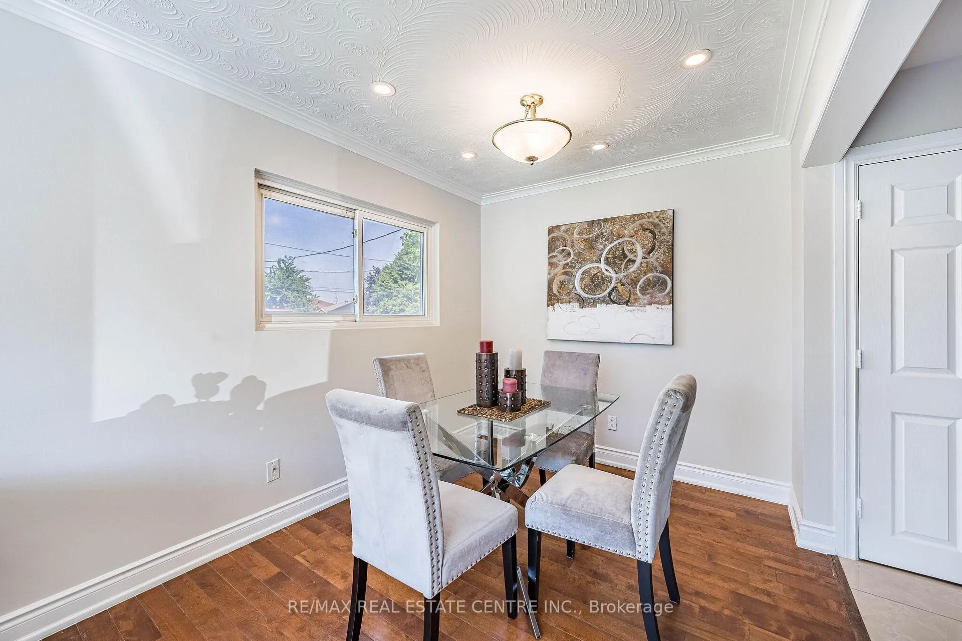 Photo 14 of Unit (Main Floor), 2 Milner Road, Brampton, Brampton East — HOMEH