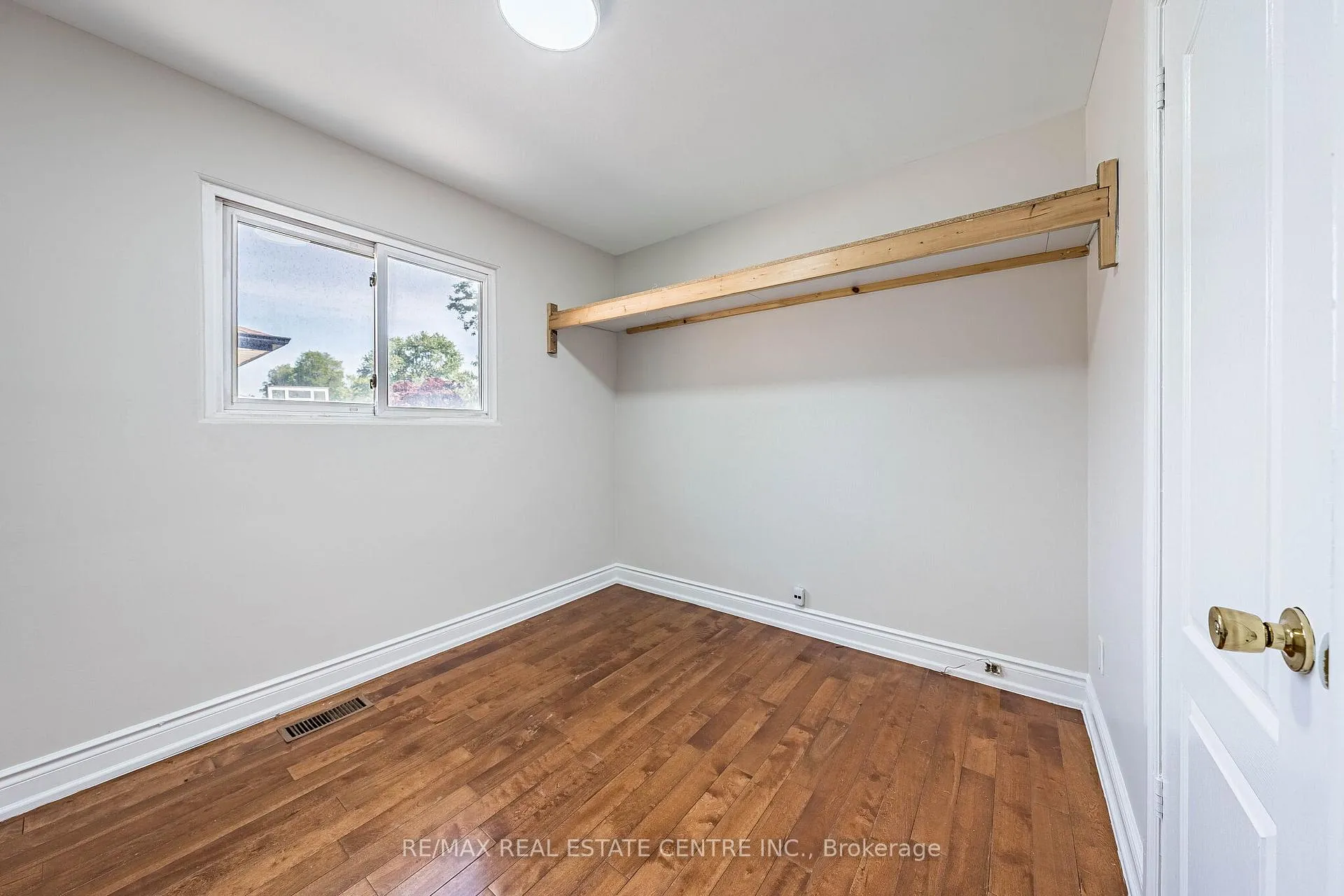 Photo 27 of Unit (Main Floor), 2 Milner Road, Brampton, Brampton East — HOMEH