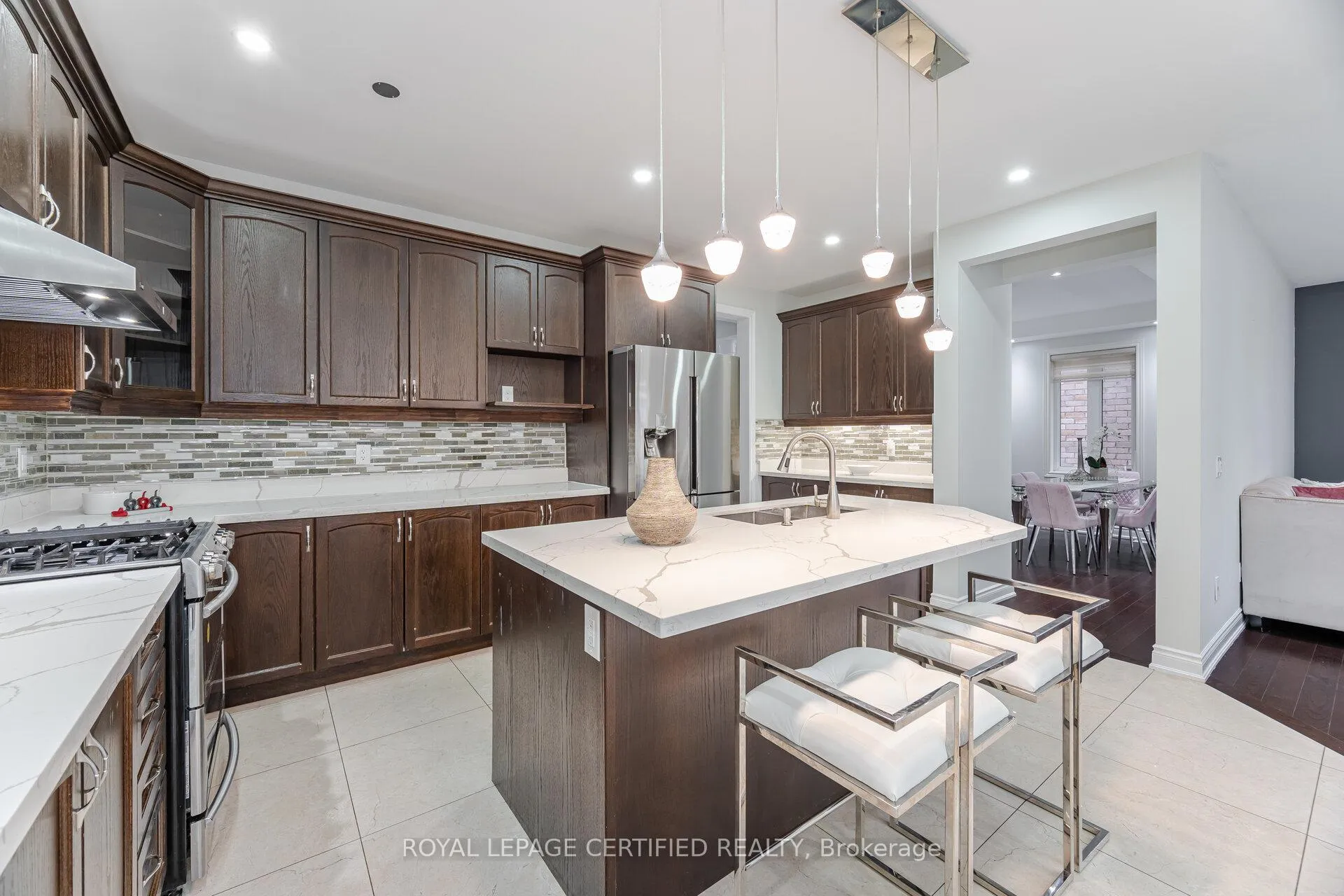 Photo 10 of 23 Gambia Road, Brampton, Northwest Brampton — HOMEH
