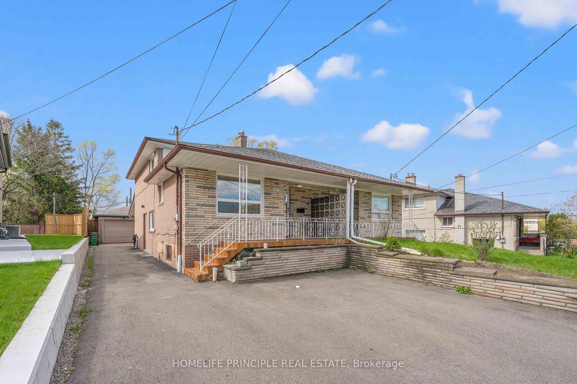 Front of Unit Basement, 69 Wintergreen Road