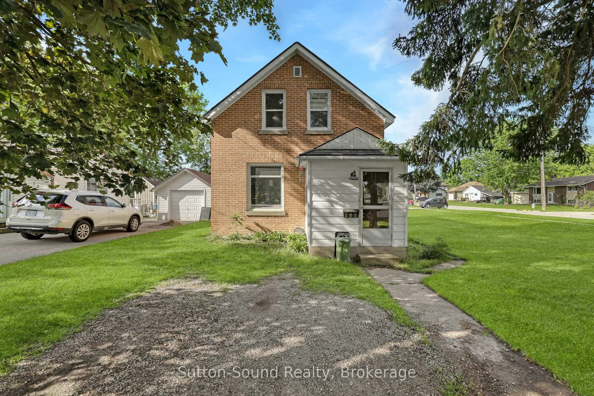 Photo 1 of 705 17th Street E, Owen Sound — HOMEH