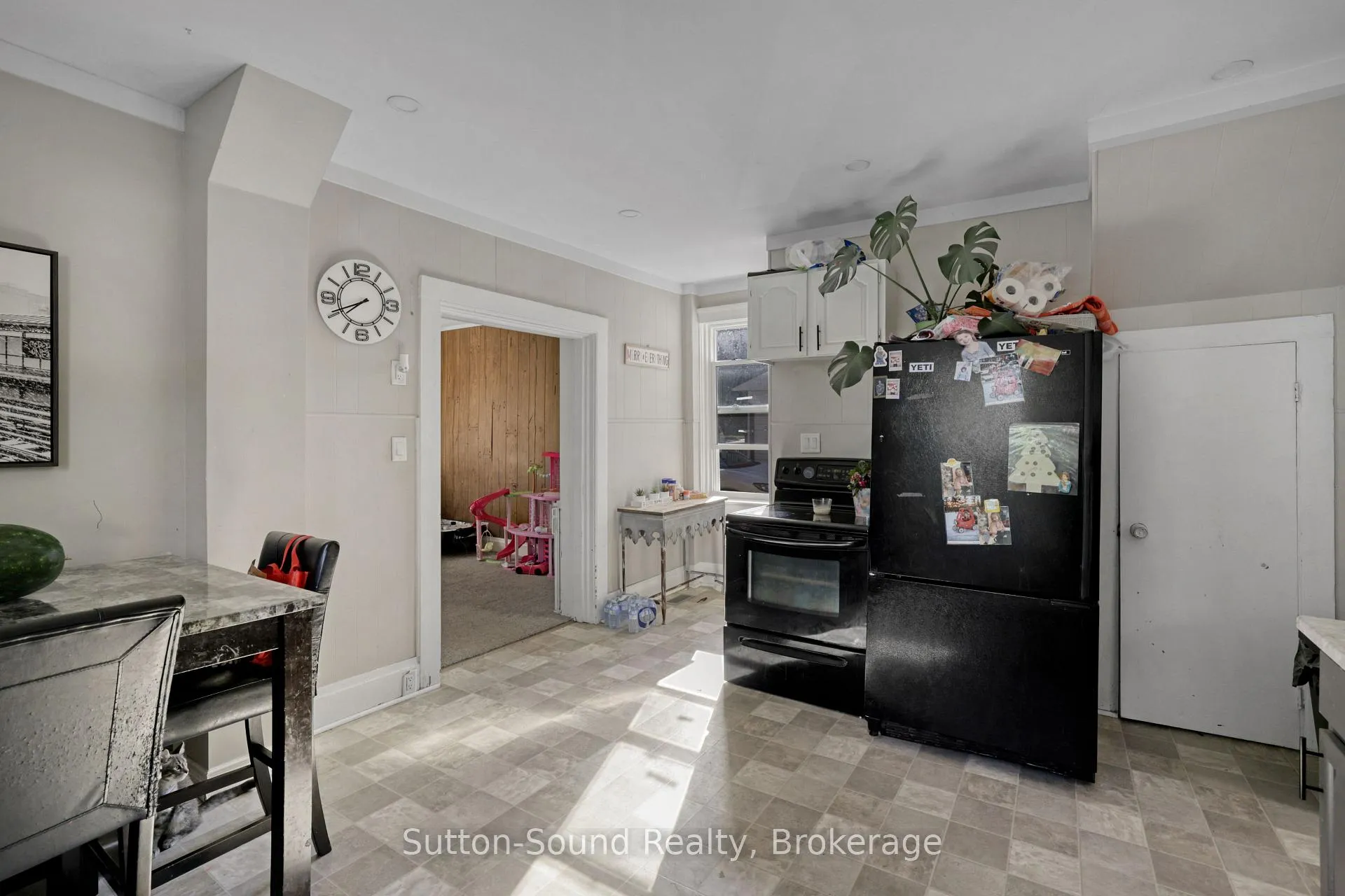Photo 9 of 705 17th Street E, Owen Sound — HOMEH