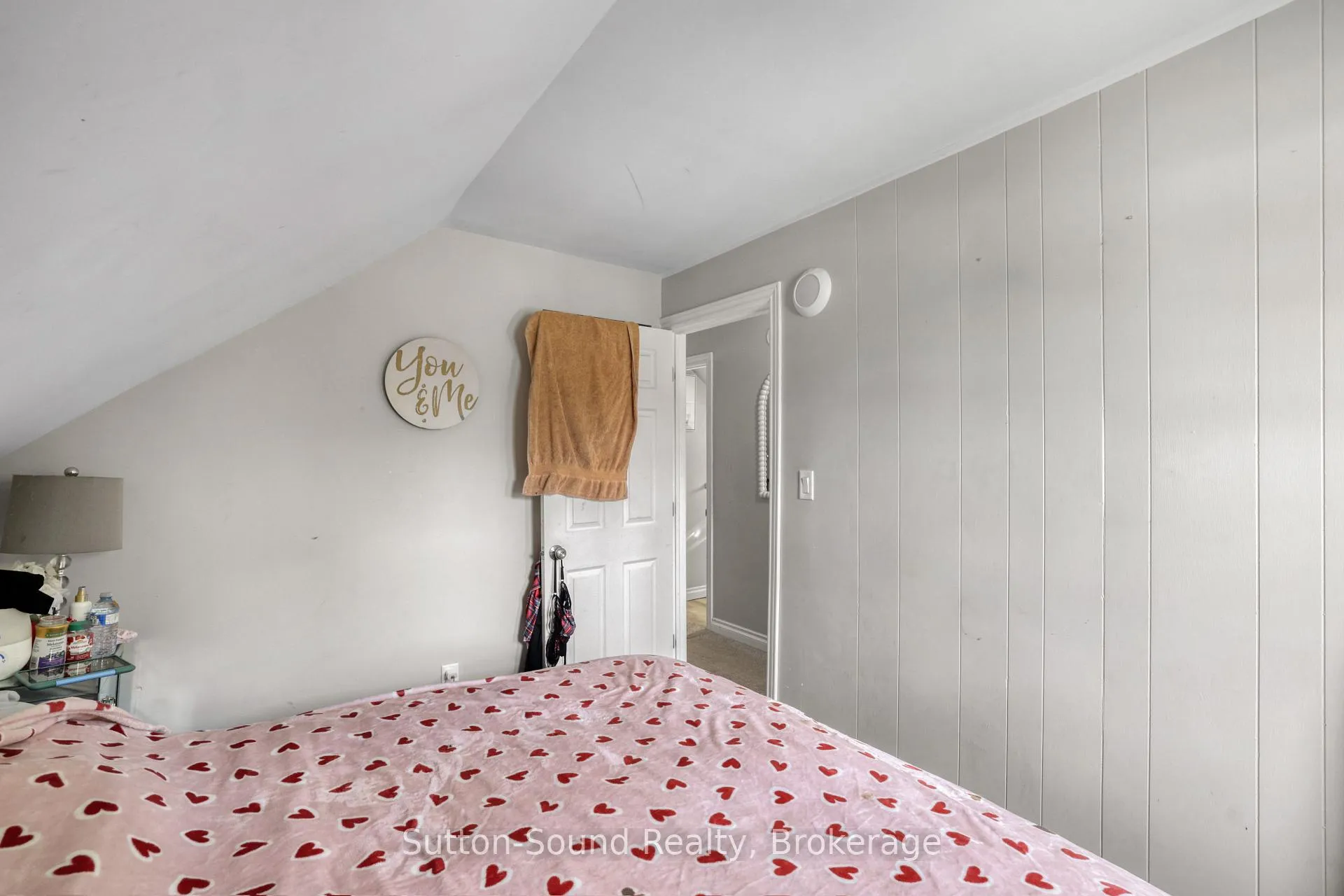 Photo 11 of 705 17th Street E, Owen Sound — HOMEH