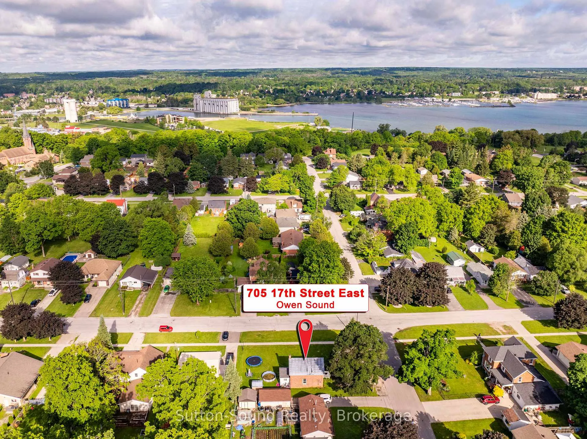 Photo 21 of 705 17th Street E, Owen Sound — HOMEH