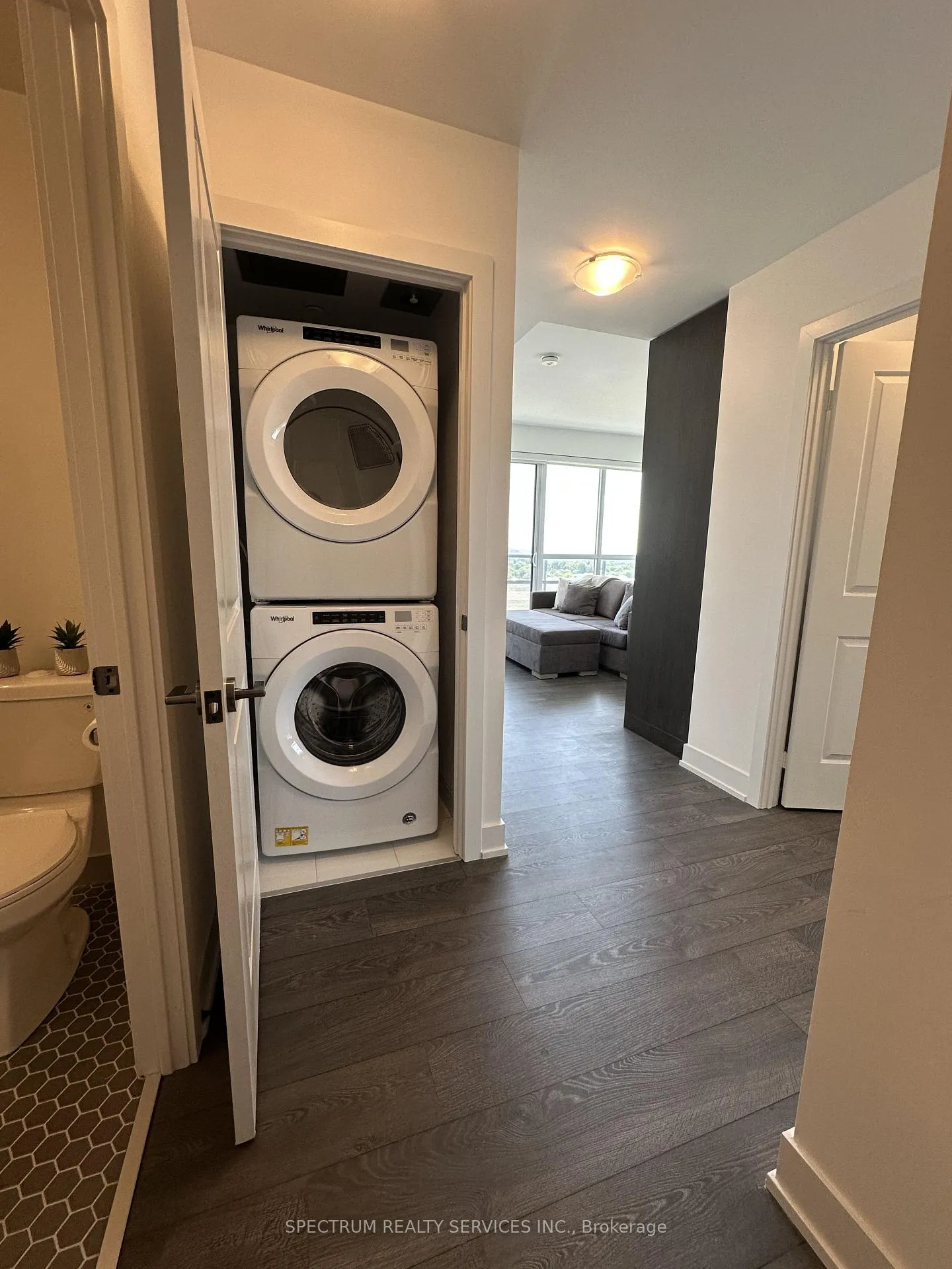 Photo 14 of Unit 1202, 11 Lillian Street, Toronto, Mount Pleasant West — HOMEH