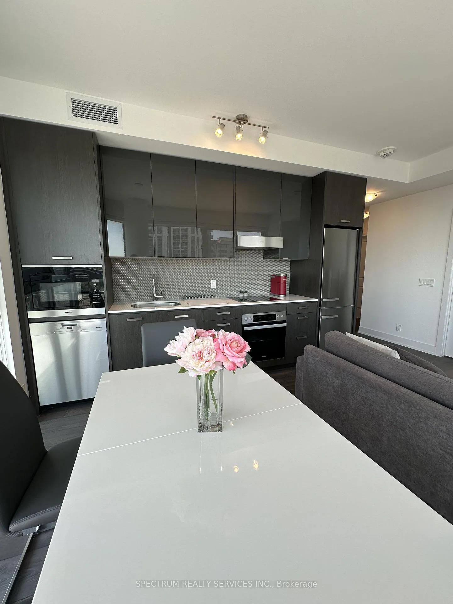 Photo 18 of Unit 1202, 11 Lillian Street, Toronto, Mount Pleasant West — HOMEH