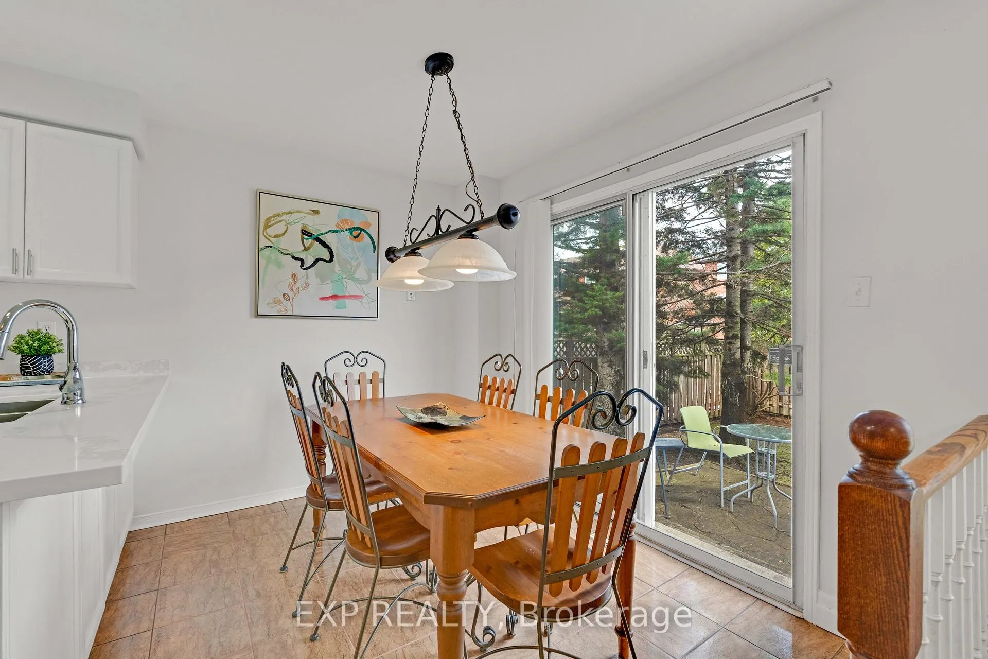 Photo 10 of 1471 Pickwick Drive, Mississauga, East Credit — HOMEH