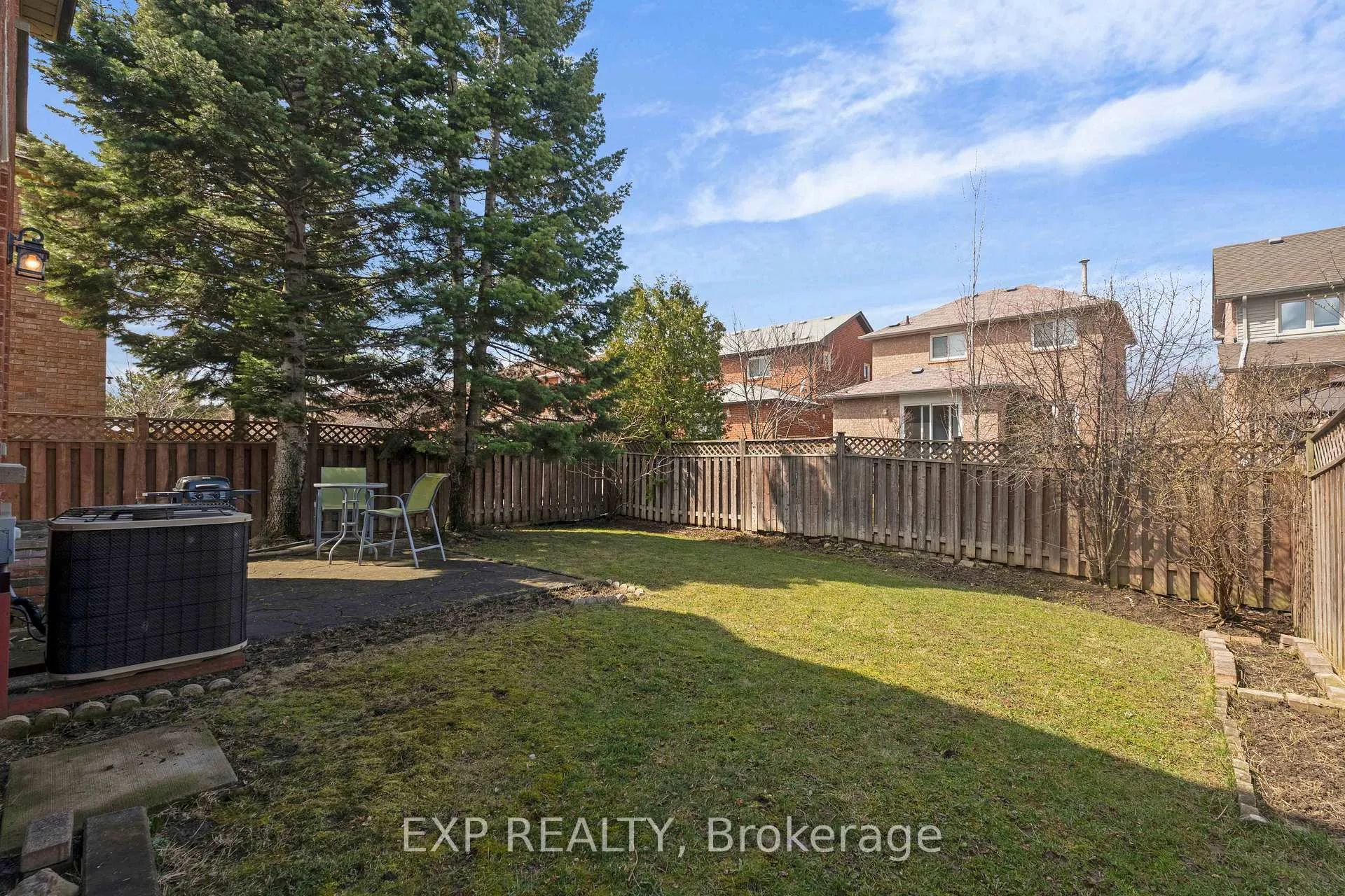 Photo 25 of 1471 Pickwick Drive, Mississauga, East Credit — HOMEH