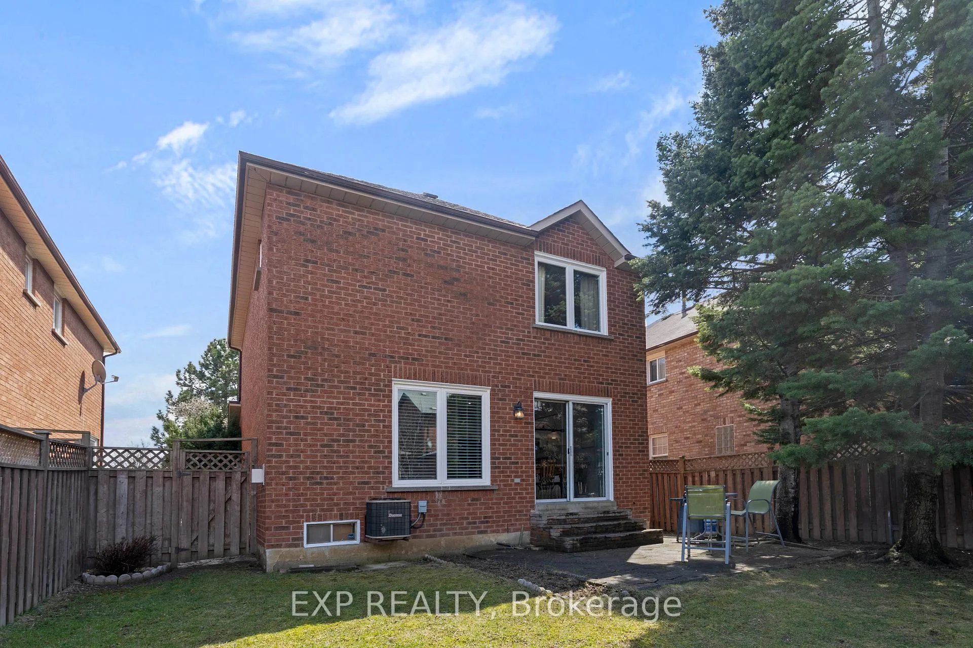 Photo 26 of 1471 Pickwick Drive, Mississauga, East Credit — HOMEH