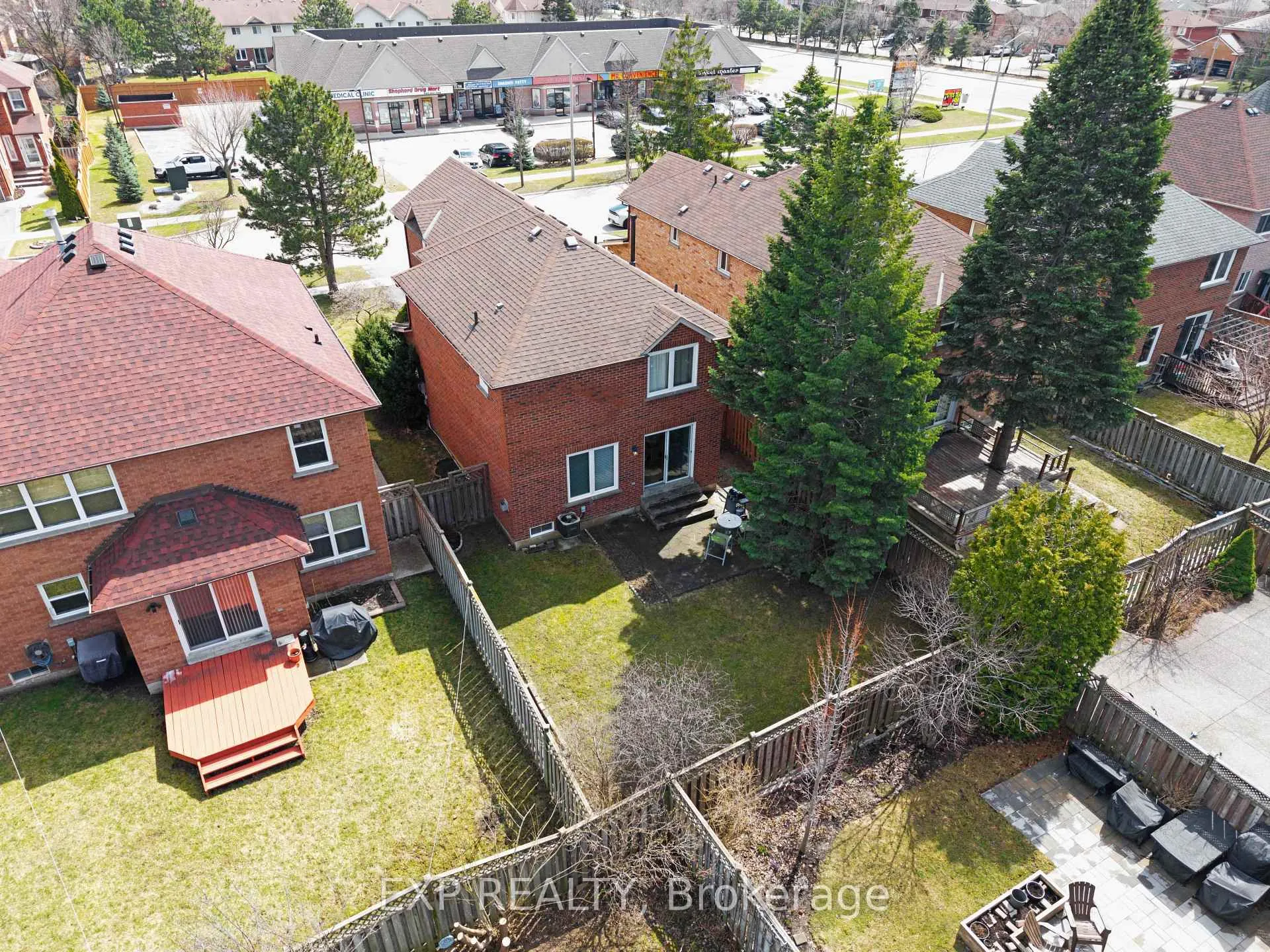 Photo 28 of 1471 Pickwick Drive, Mississauga, East Credit — HOMEH