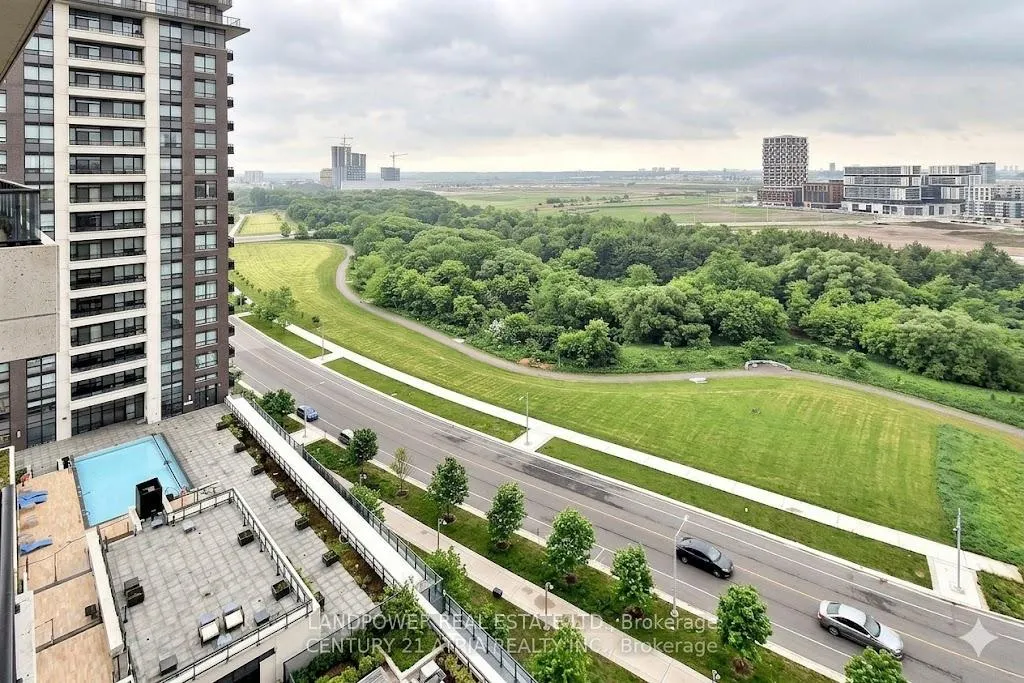 Photo 9 of Unit 1701, 18 Water Walk Drive, Markham, Unionville — HOMEH