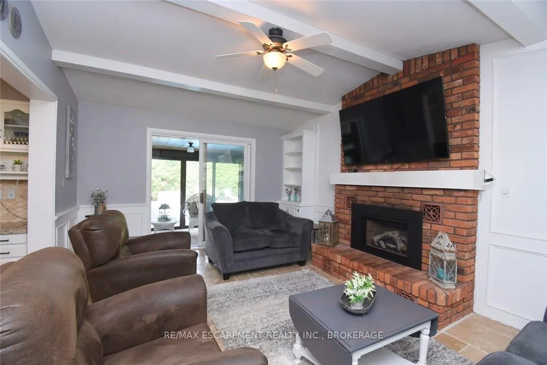 Photo 20 of 24 Shaw Street, Haldimand — HOMEH