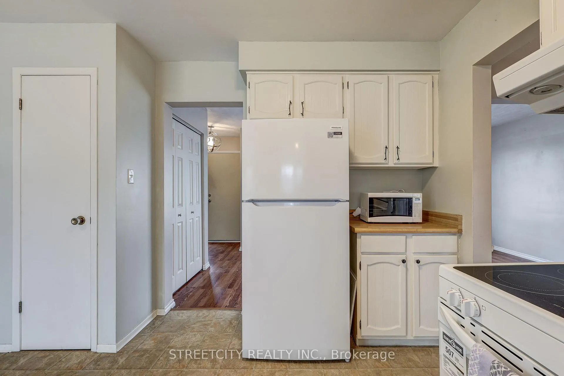 Photo 10 of 23 Dyer Street, St. Thomas — HOMEH