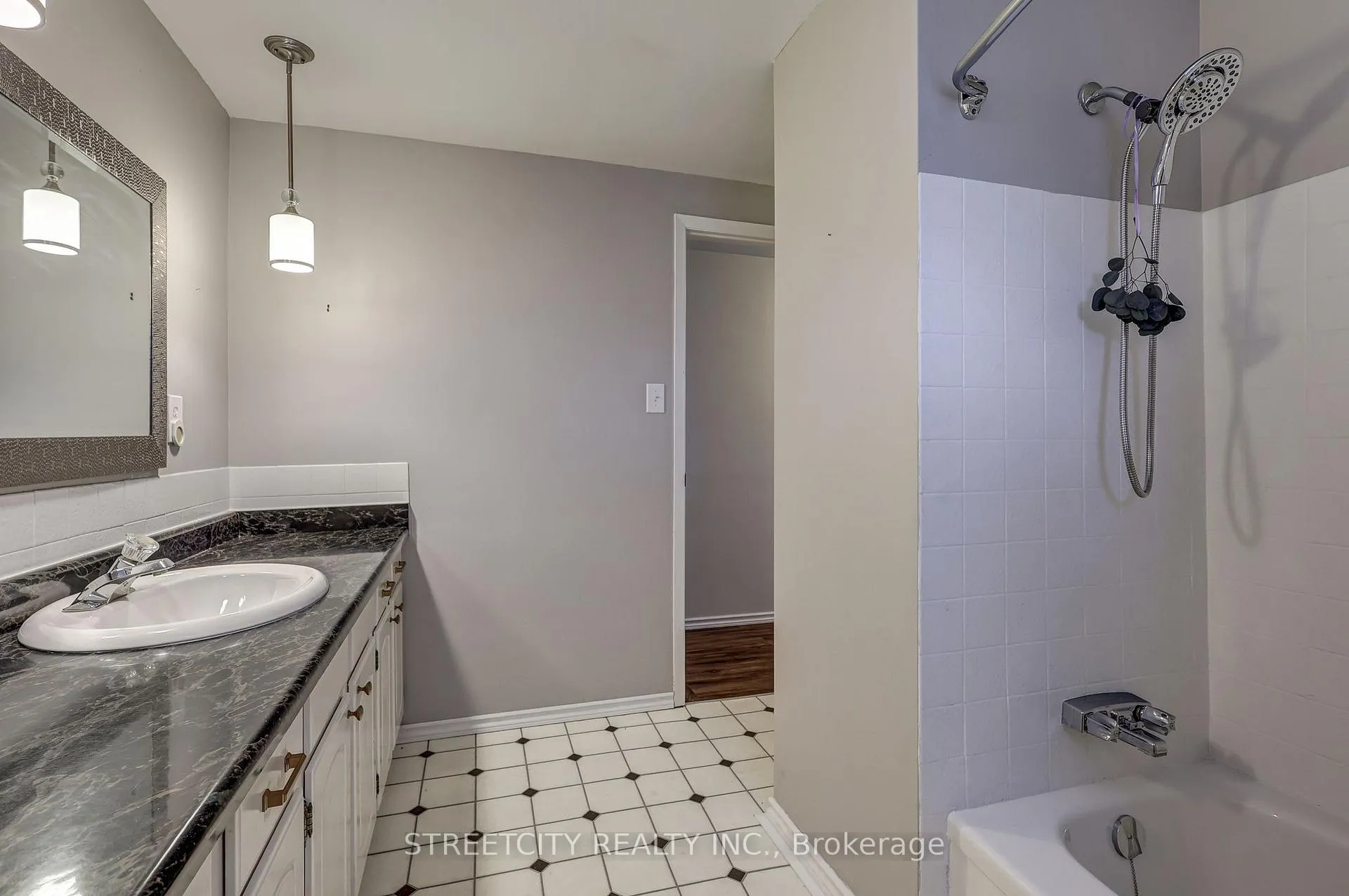 Photo 15 of 23 Dyer Street, St. Thomas — HOMEH