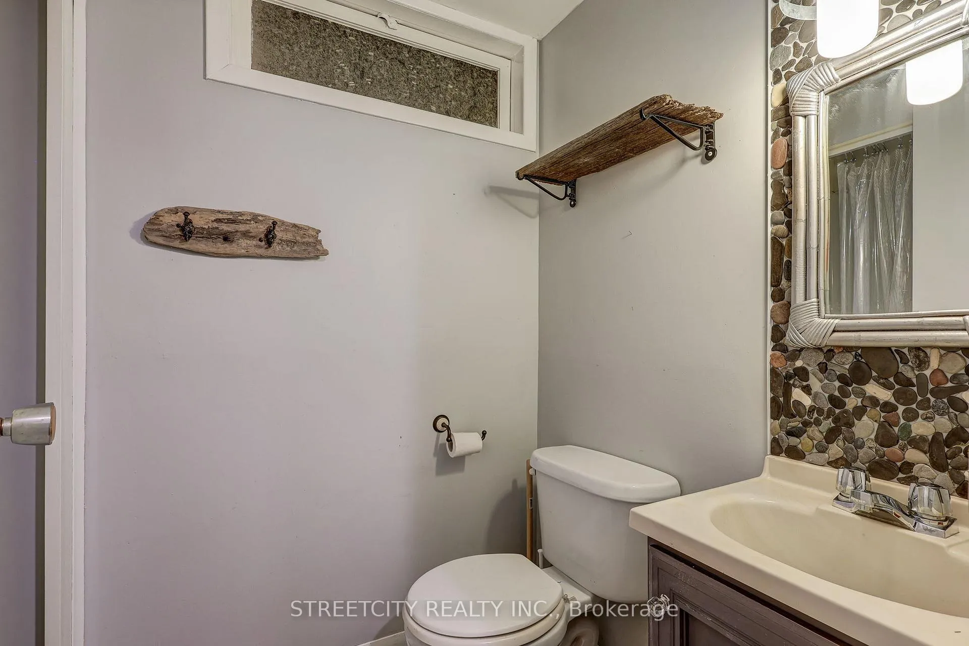 Photo 19 of 23 Dyer Street, St. Thomas — HOMEH