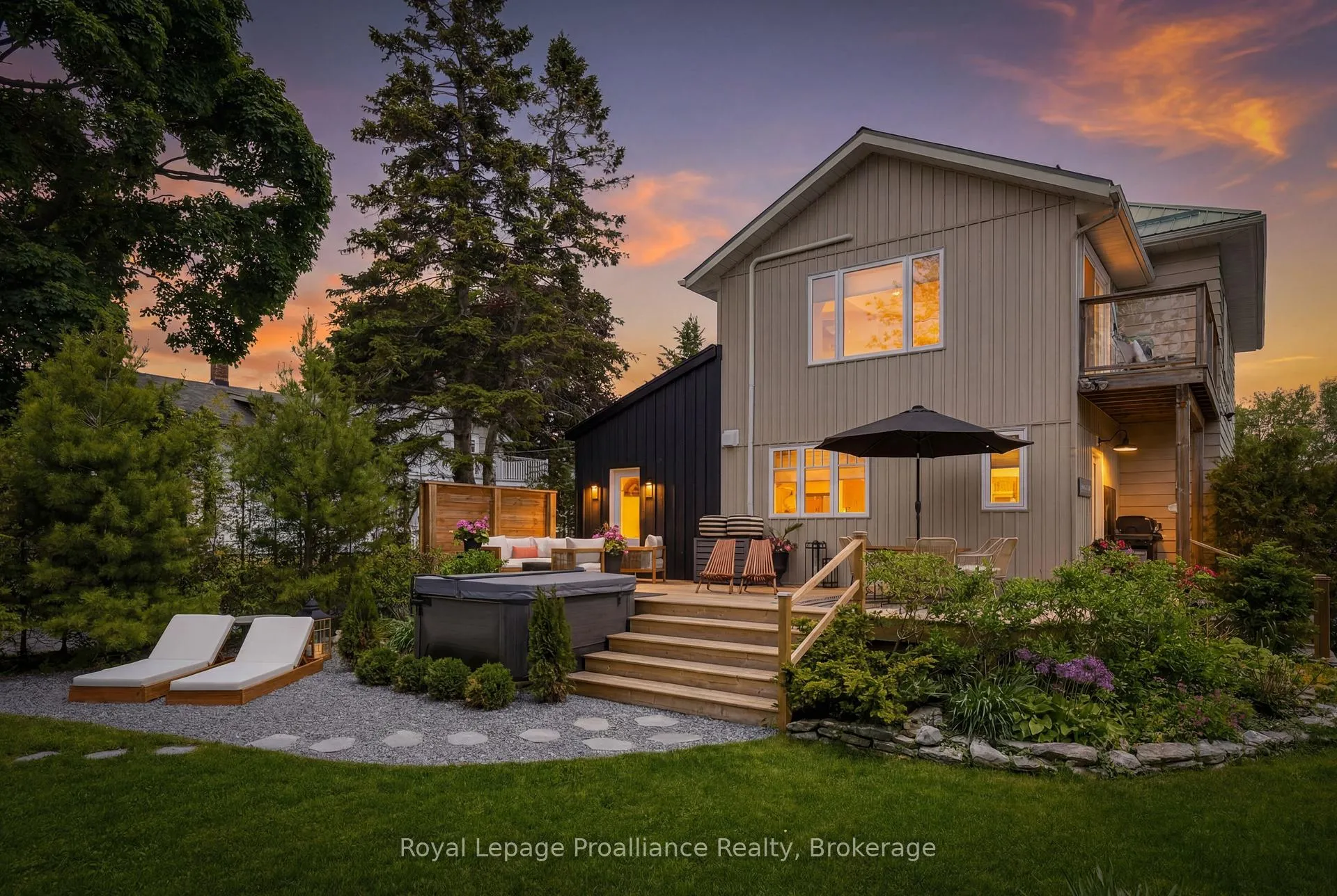 Photo 2 of 22 West Street, Prince Edward County, Wellington Ward — HOMEH