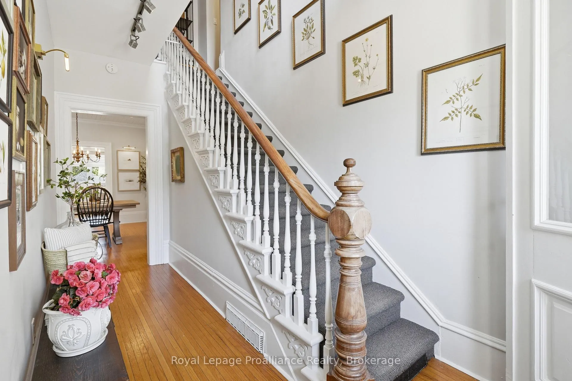 Photo 8 of 22 West Street, Prince Edward County, Wellington Ward — HOMEH
