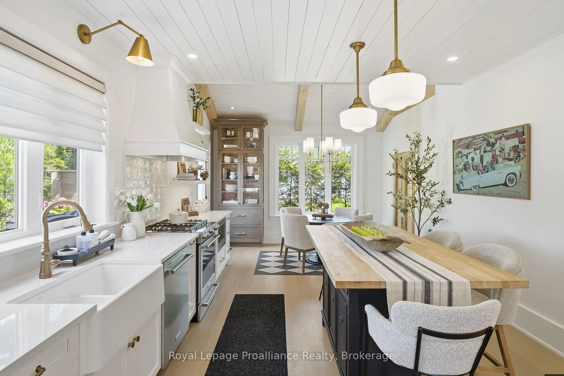 Photo 18 of 22 West Street, Prince Edward County, Wellington Ward — HOMEH