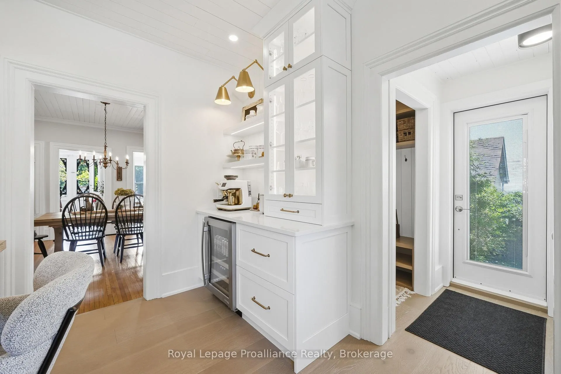 Photo 20 of 22 West Street, Prince Edward County, Wellington Ward — HOMEH