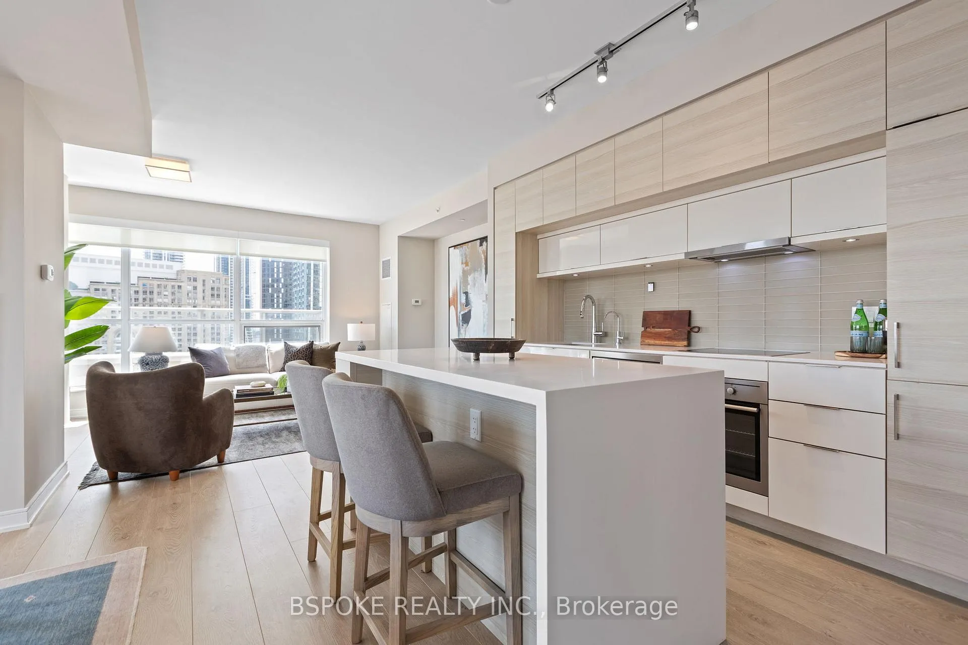 Photo 5 of Unit 2007, 88 Scott Street, Toronto, Church-Yonge Corridor — HOMEH