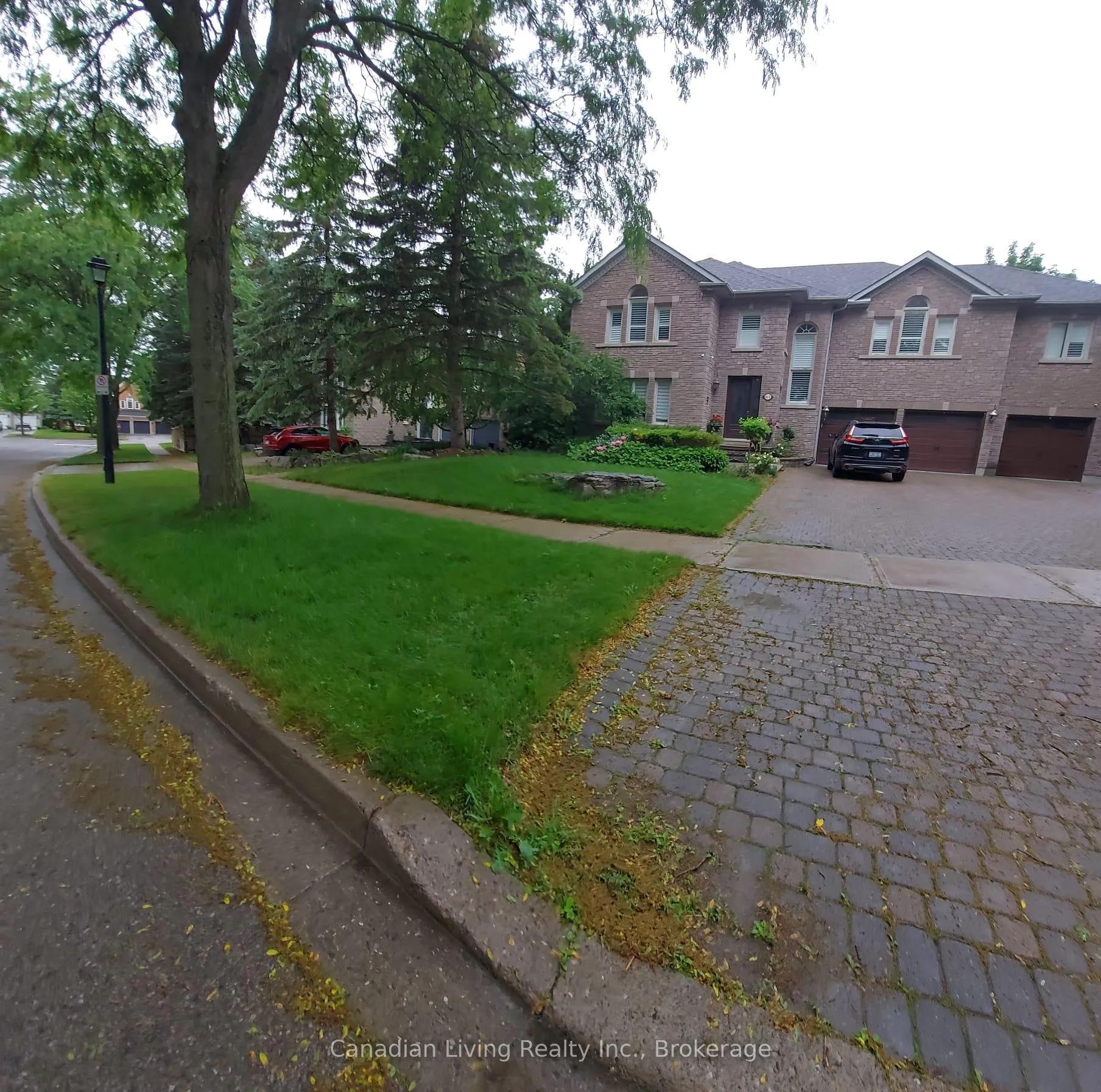 Front of Unit BASEMENT A, 917 Ataire Road