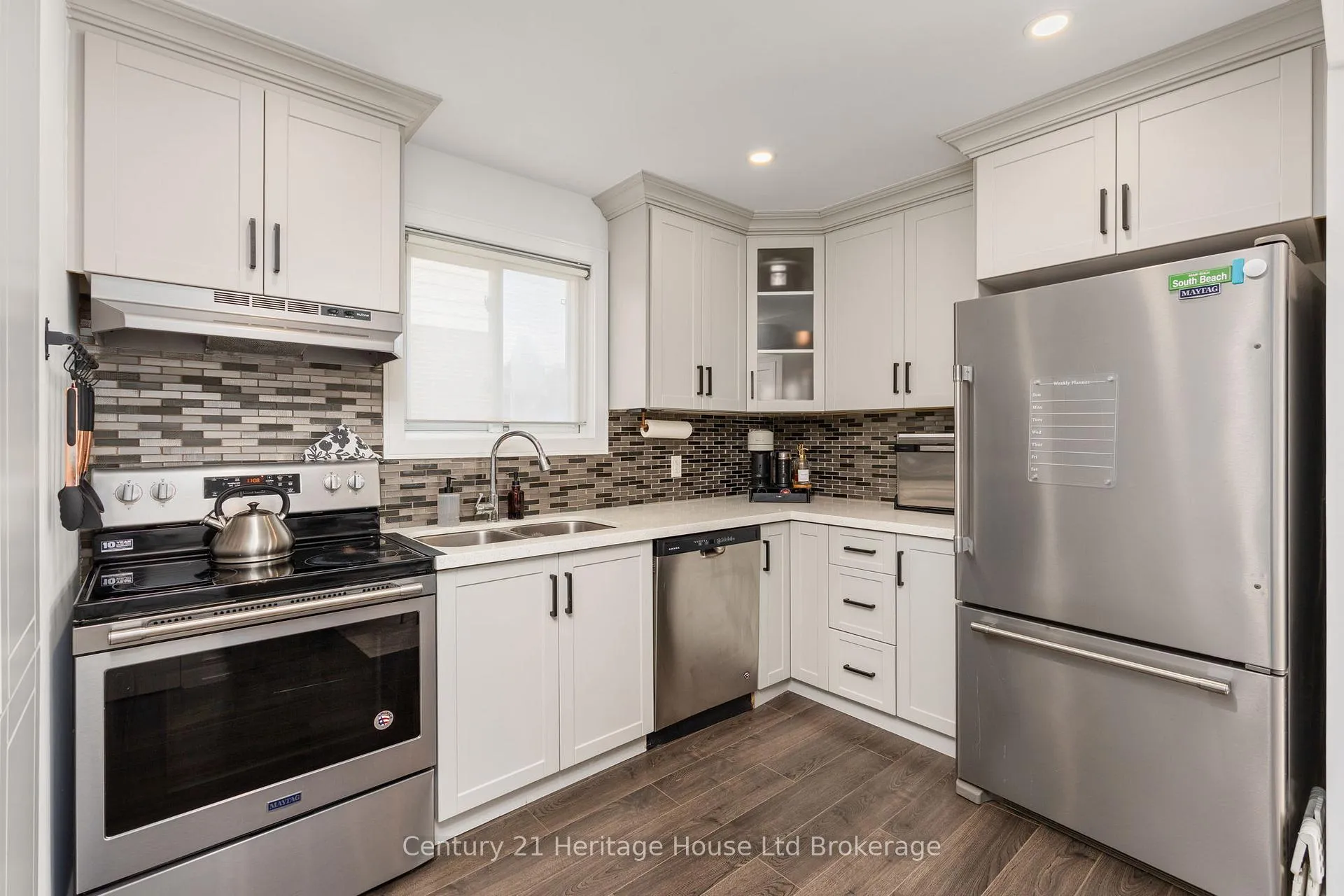 Photo 3 of 9 San Vito Way, North York, Glenfield-Jane Heights — HOMEH