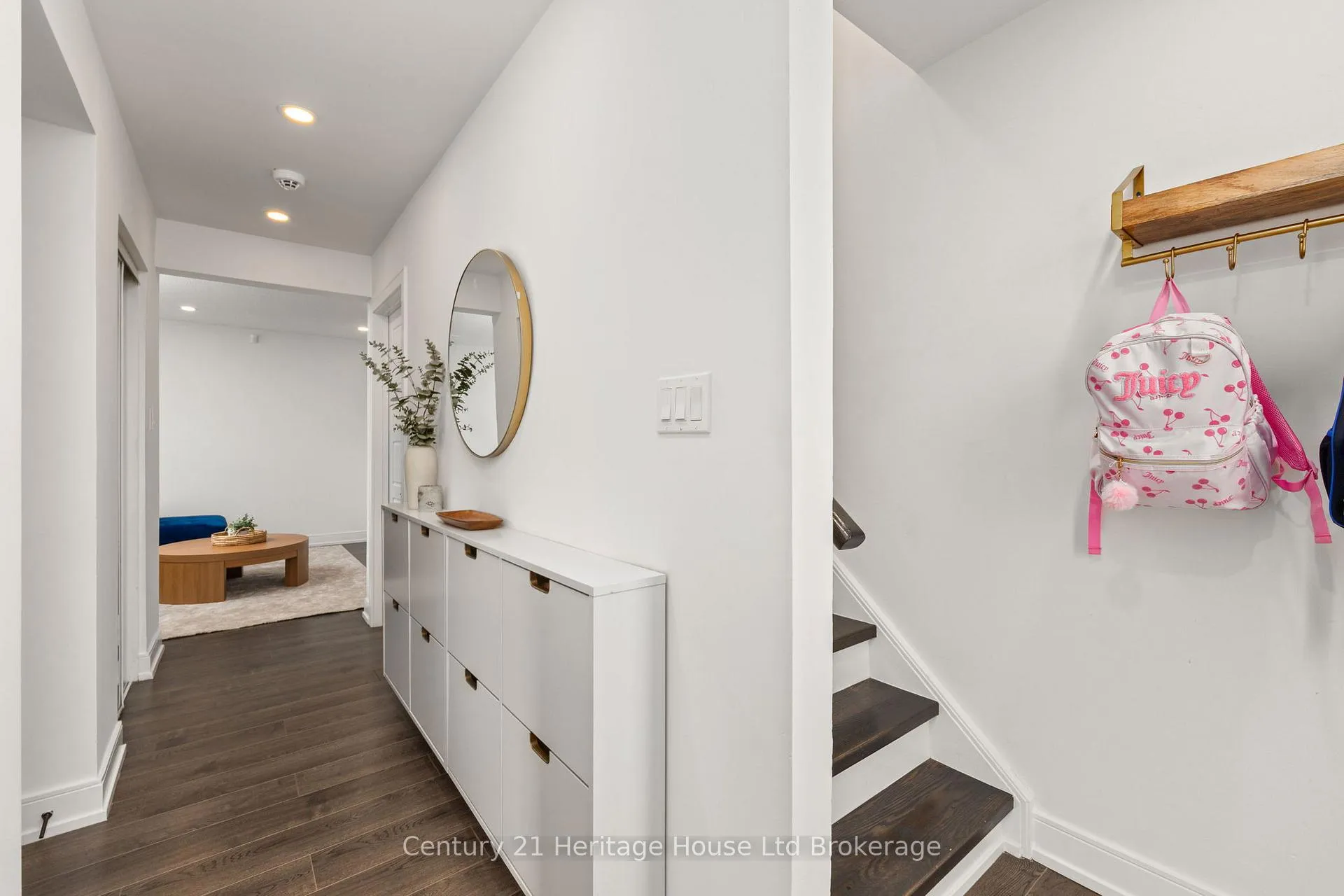 Photo 13 of 9 San Vito Way, North York, Glenfield-Jane Heights — HOMEH