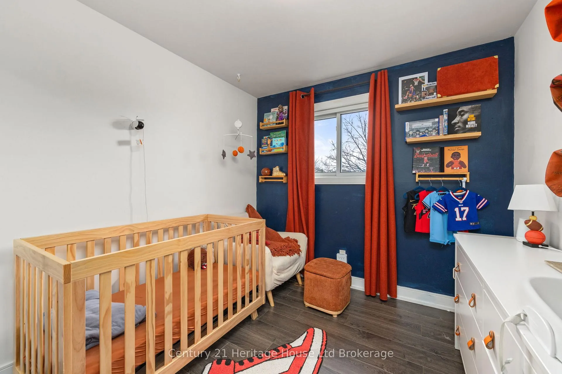 Photo 19 of 9 San Vito Way, North York, Glenfield-Jane Heights — HOMEH