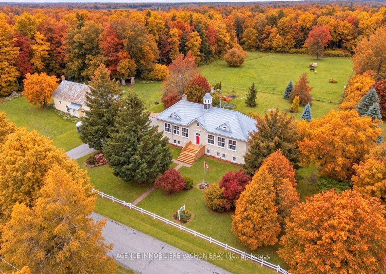 Photo 1 of 21481 Butternut Lane, South Glengarry, South Glengarry (Lancaster) Twp — HOMEH