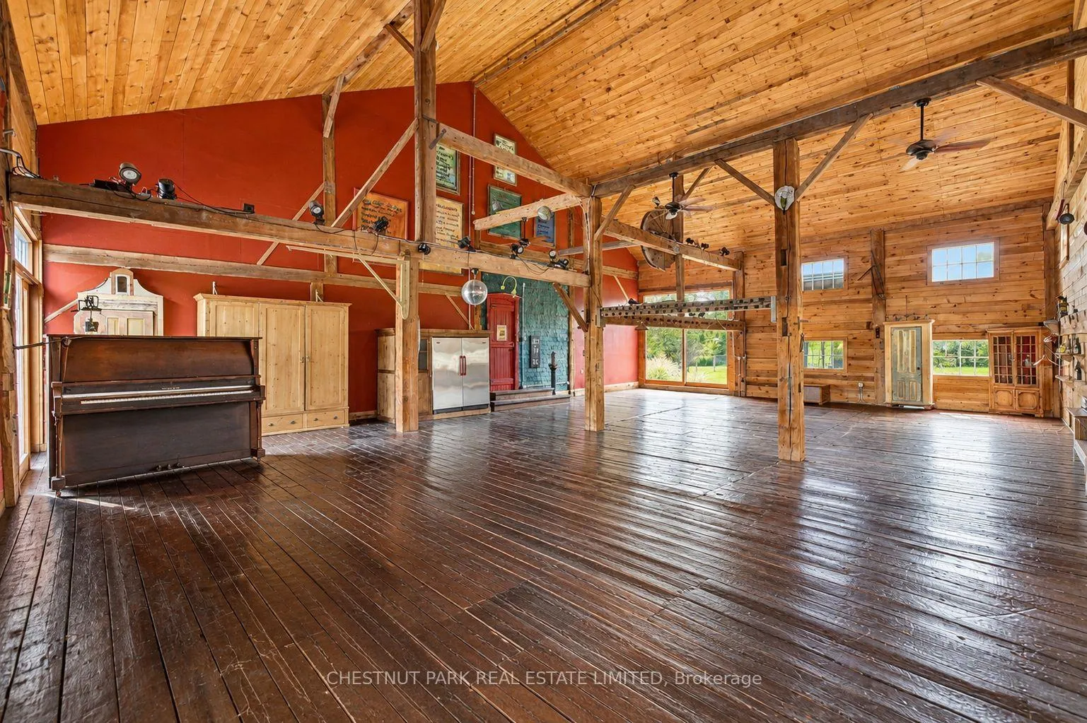 Photo 24 of 6115 Guelph Line, Burlington, Rural Burlington — HOMEH