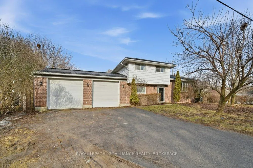Photo 2 of 146 Wilson Street, Kingston, Rideau — HOMEH